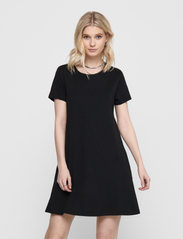 ONLY - ONLMAY LIFE S/S POCKET DRESS JRS - tshirt jurken - black - 2