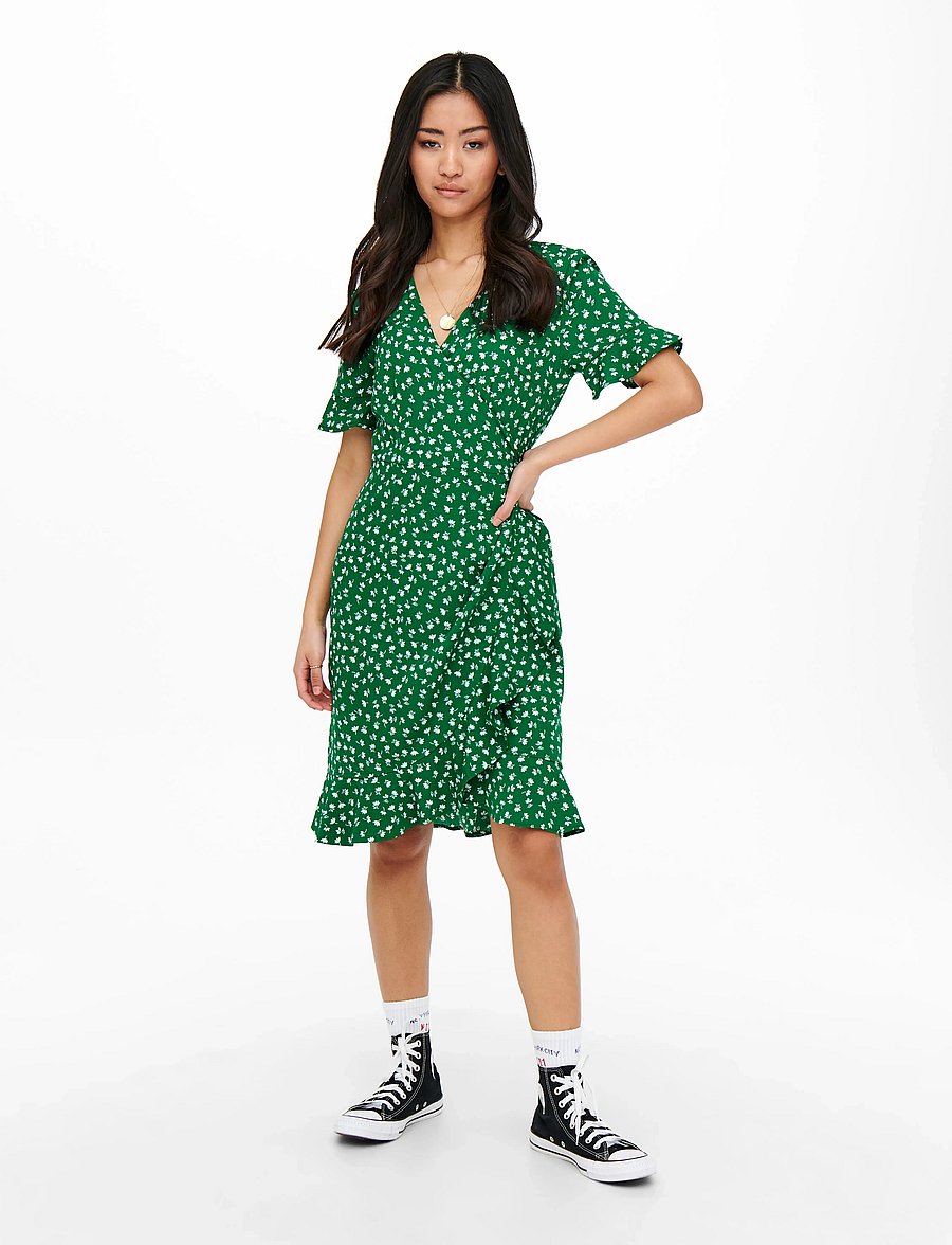 ONLY - ONLOLIVIA S/S WRAP DRESS WVN NOOS - sommerkleider - verdant green - 0