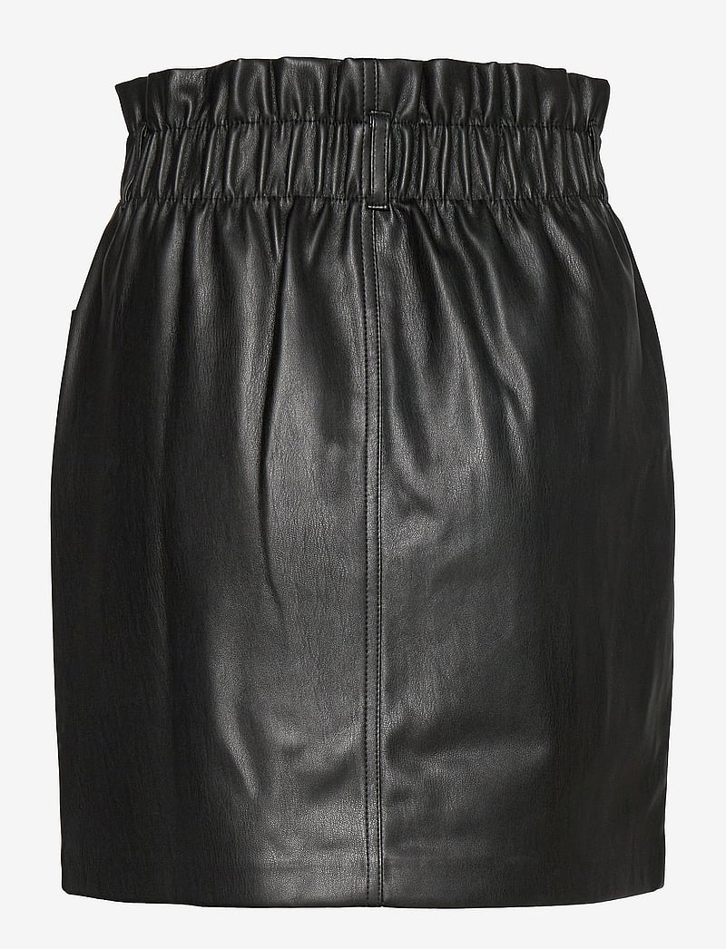 ONLY - ONLMAIYA-MIRI FAUX LEATHER SKRT PNT - kurze röcke - black - 3