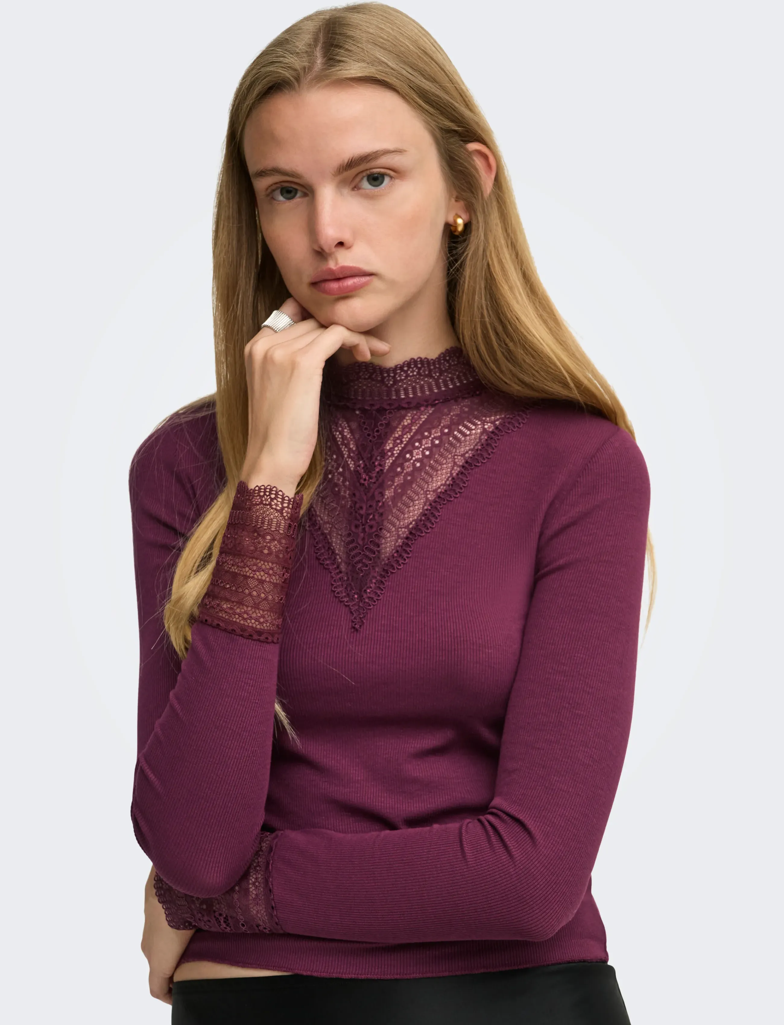 ONLY Onltilde L/S High Neck Lace Top Jrs Noos blusar dam – bild 6