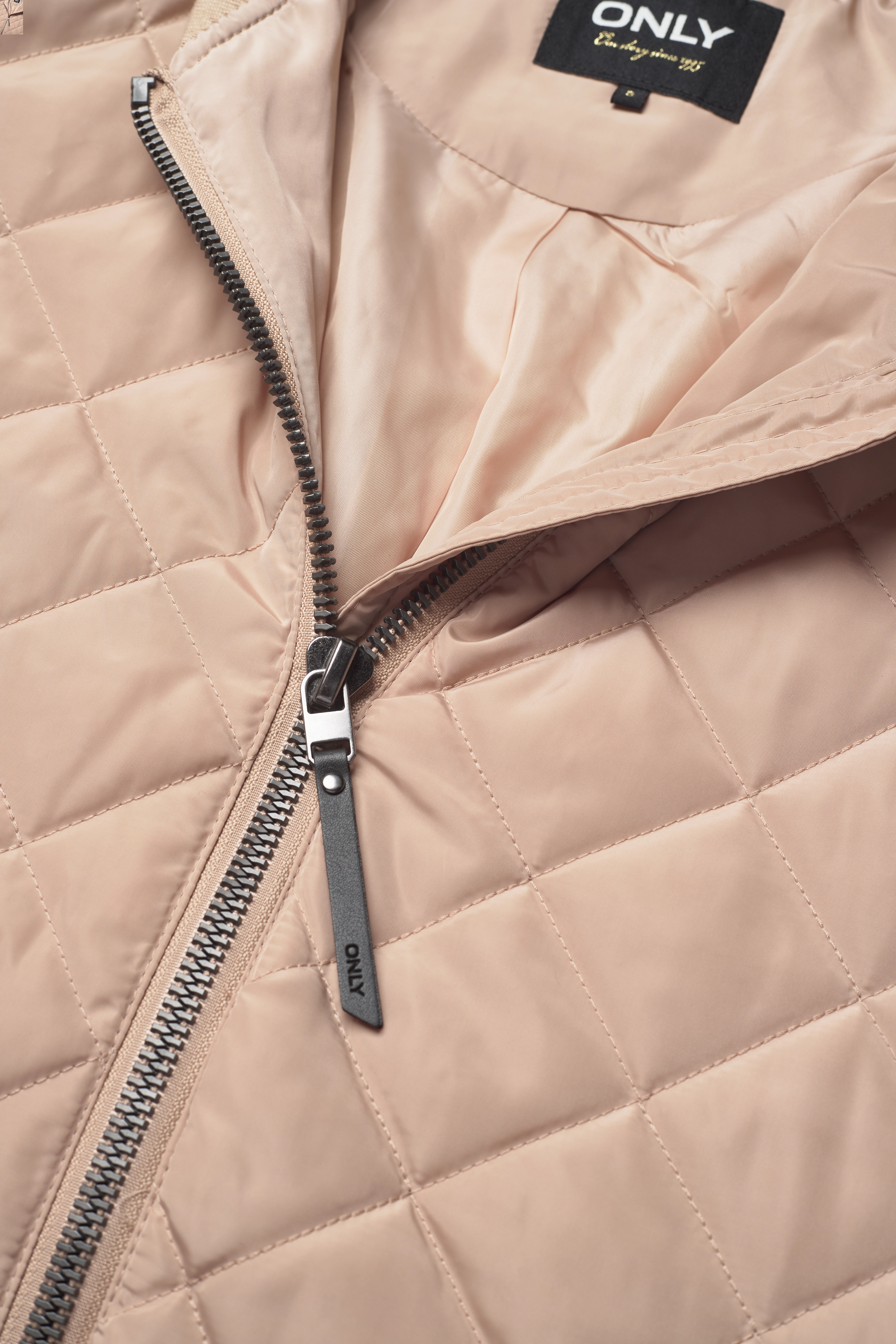 ONLY - ONLJESSICA X-LONG QUILTED COAT OTW - frühlingsjacken - cuban sand - 2