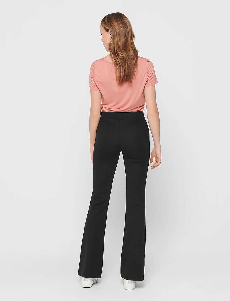 ONLY - ONLFEVER STRETCH FLAIRED PANTS JRS NOOS - schlaghose - black - 3