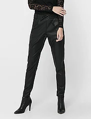 ONLY - ONLPOPTRASH LIFE EASY COATED PNT NOOS - leather trousers - black - 0