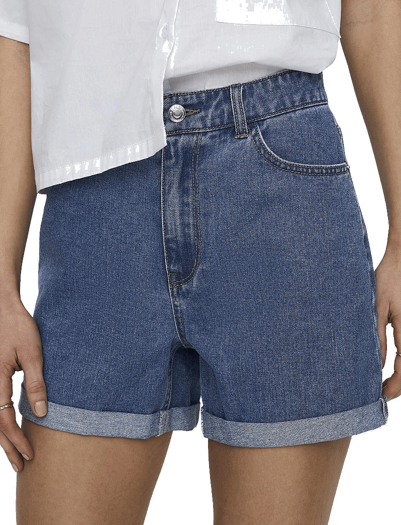 ONLY - ONLVEGA HW MOM DNM SHORTS NOOS - lühikesed teksapüksid - medium blue denim - 5