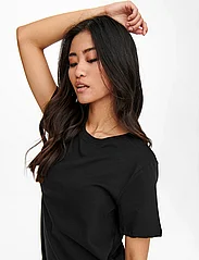 ONLY - ONLMAY S/S JUNE DRESS JRS - t-shirtklänningar - black - 6