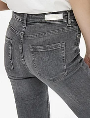 ONLY - ONLBLUSH MID FLARED TAI0918 NOOS - utsvängda jeans - grey denim - 6