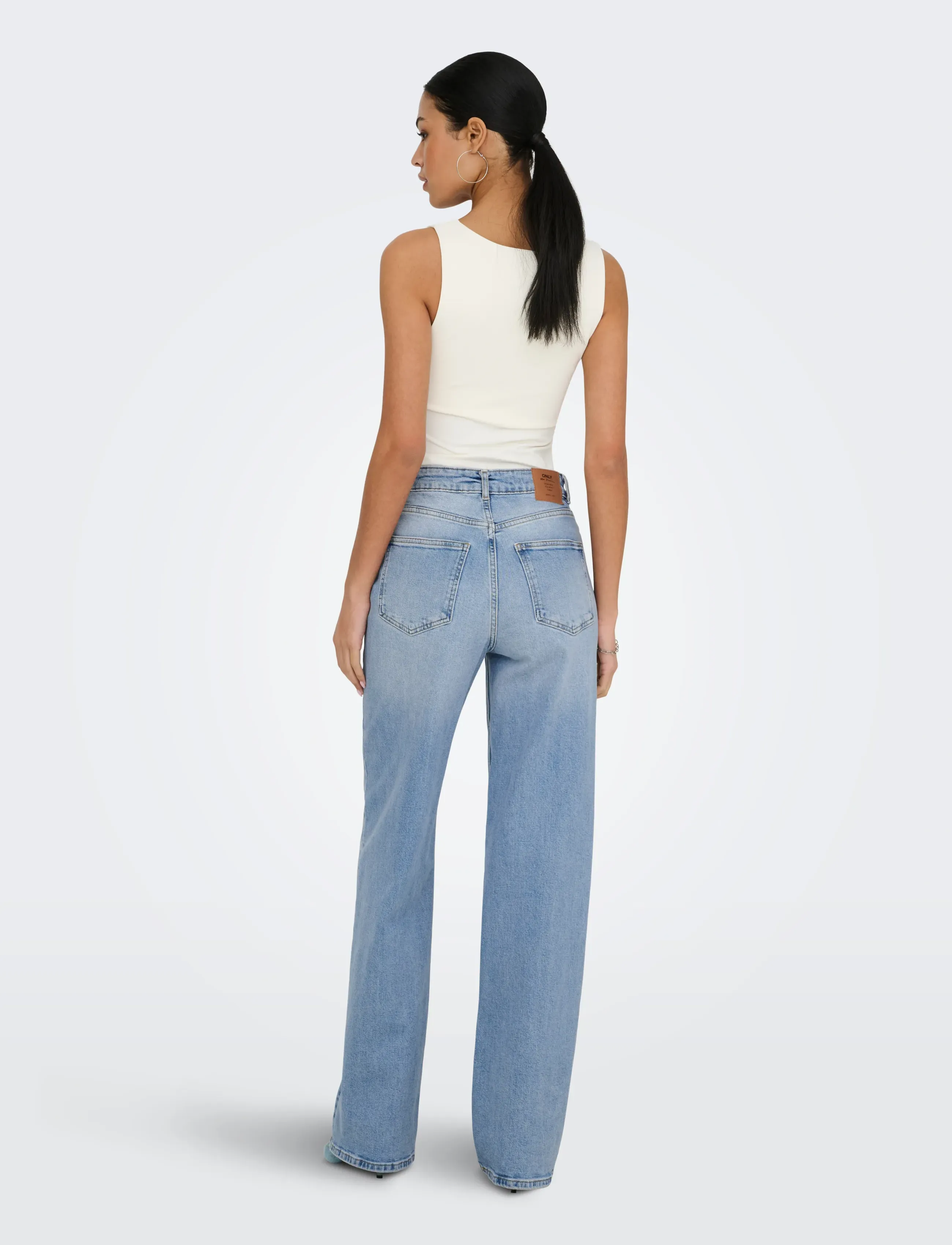 ONLY - ONLJUICY HW WIDE LEG DNM REA365 NOOS - pantalons larges - medium blue denim - 3