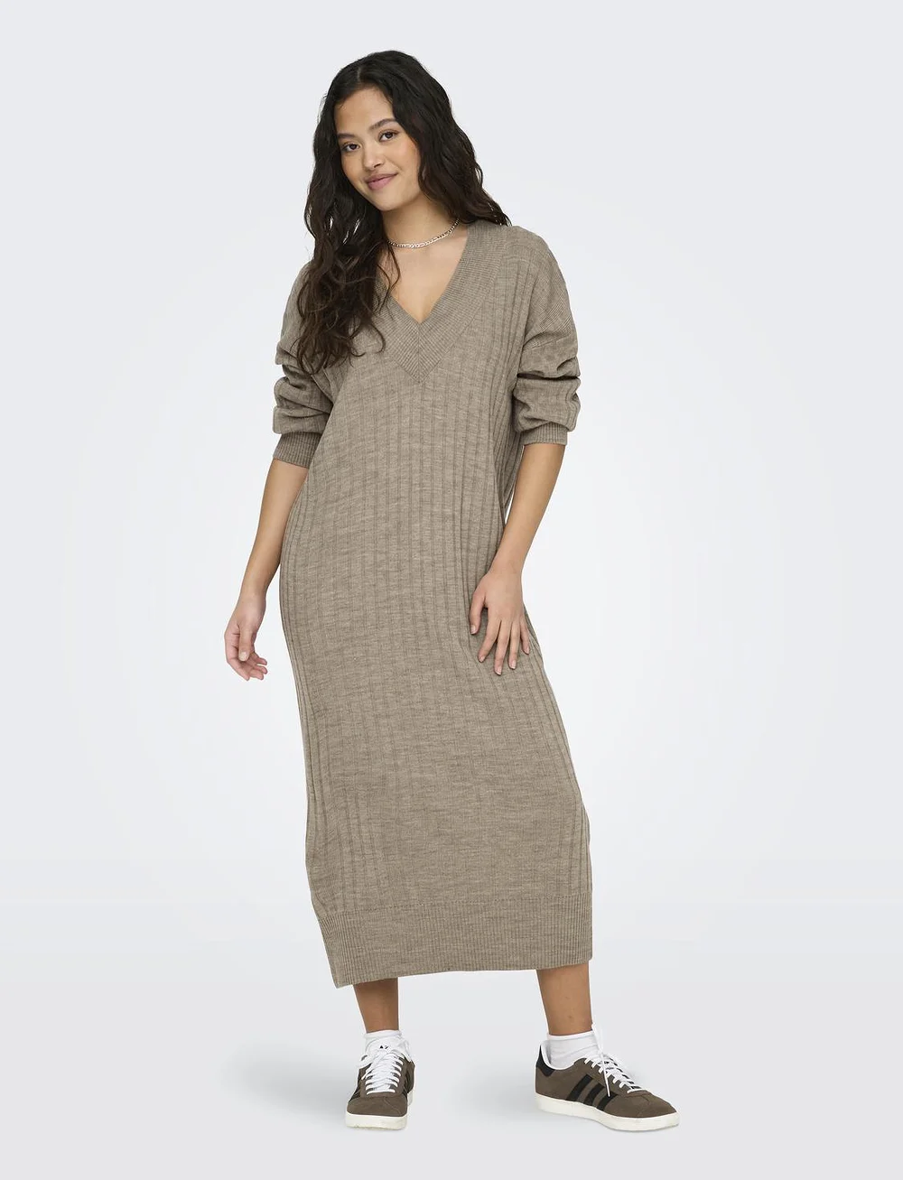 ONLY - ONLNEW TESSA L/S MIDI V DRESS KNT - stickade klänningar - beige - 0
