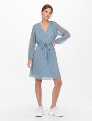 ONLY - ONLCERA 3/4 SHORT DRESS WVN - short dresses - dusty blue - 4
