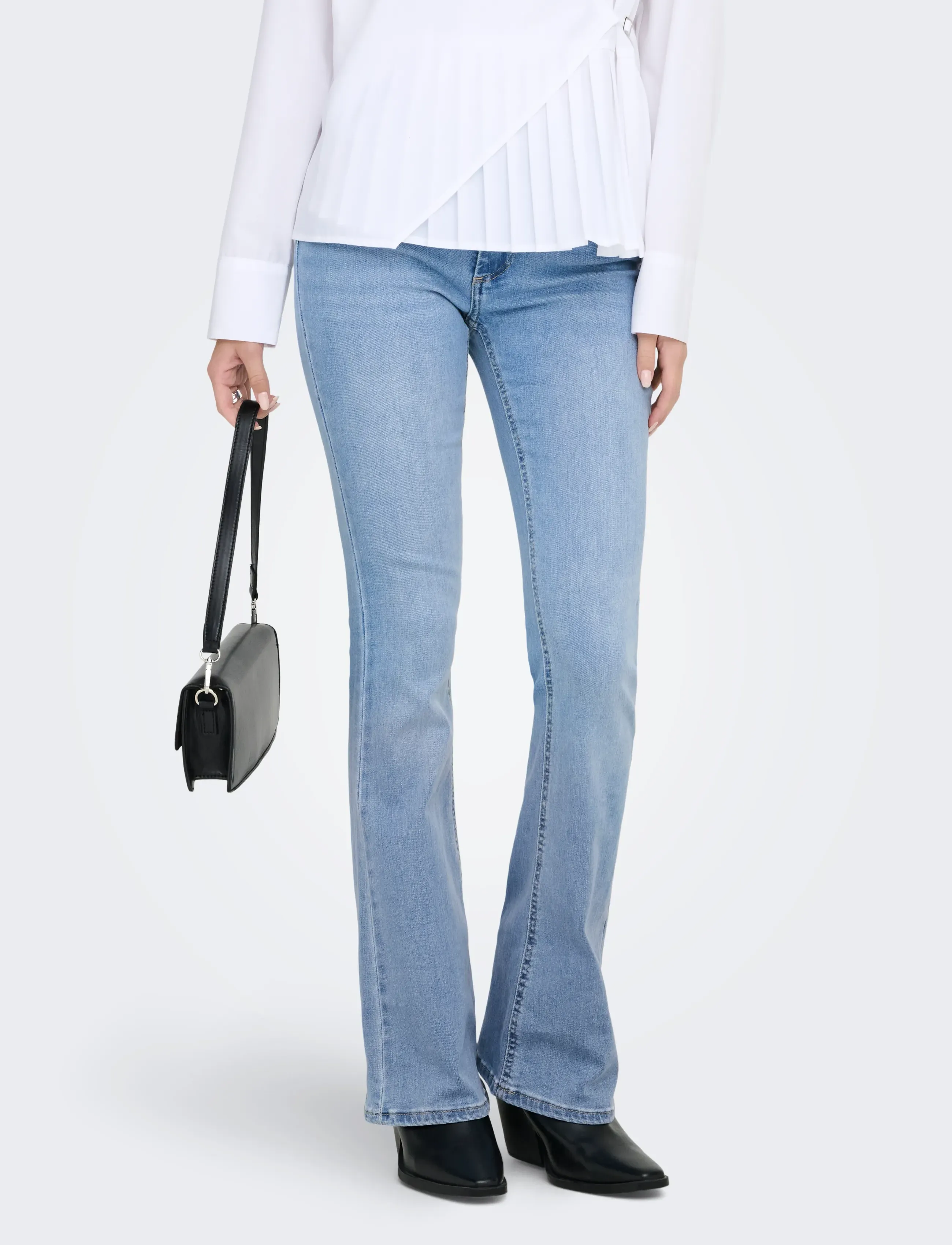ONLY Onlblush Mid Flared Dnm Tai467 Noos, L x 30, Jeans, Blau - Flares, Frauen