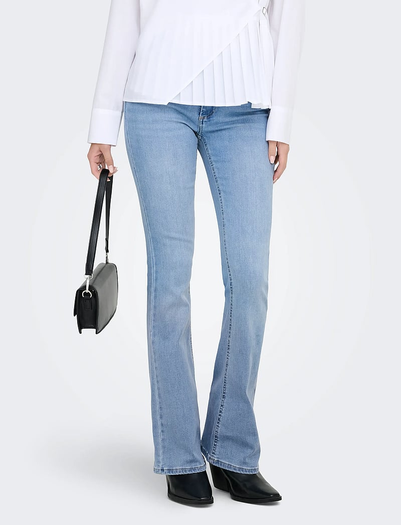 ONLY - ONLBLUSH MID FLARED DNM TAI467 NOOS - dzwony dżinsy - light blue denim - 0