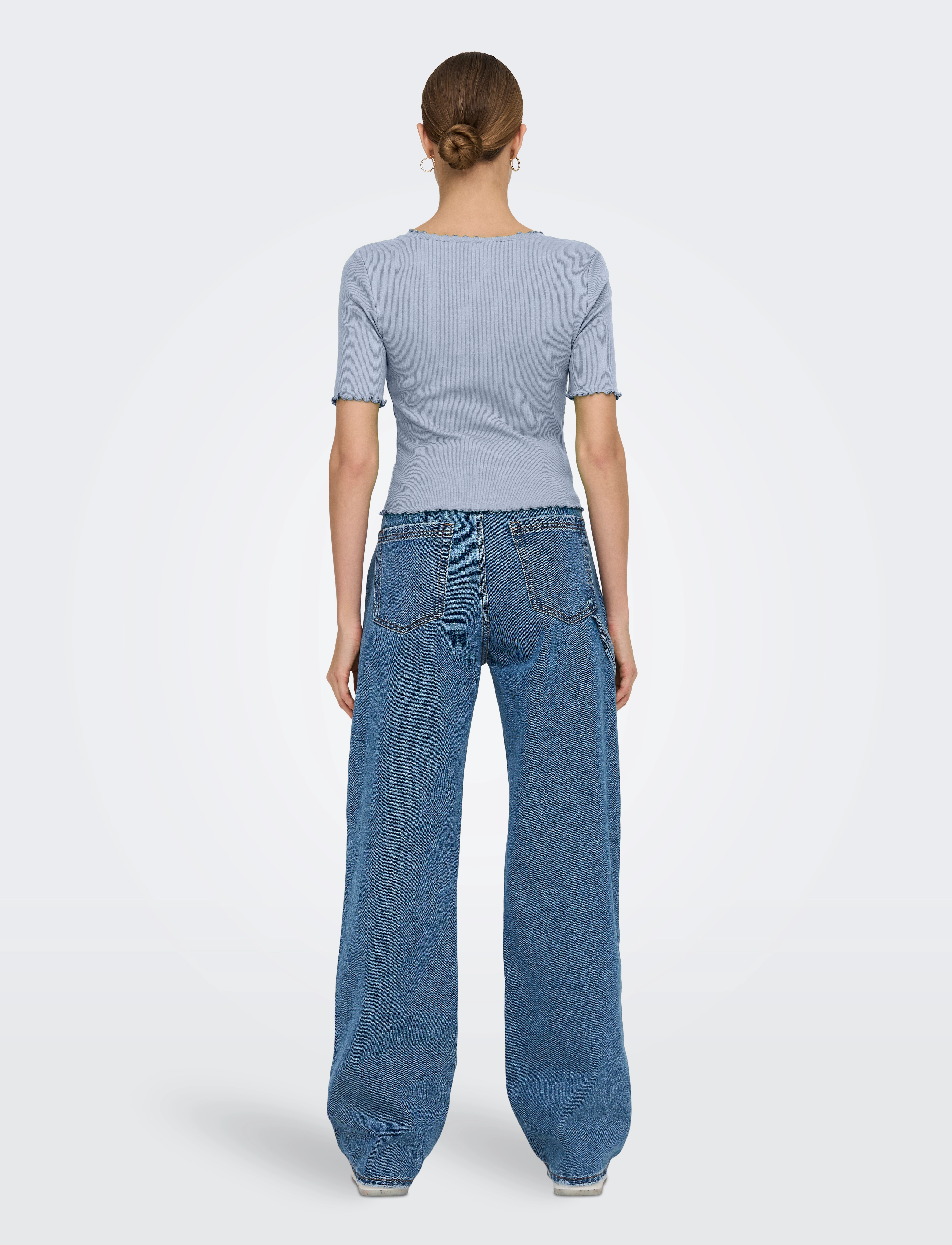 ONLY - ONLLAILA S/S BUTTON TOP JRS - soft chambray - 3