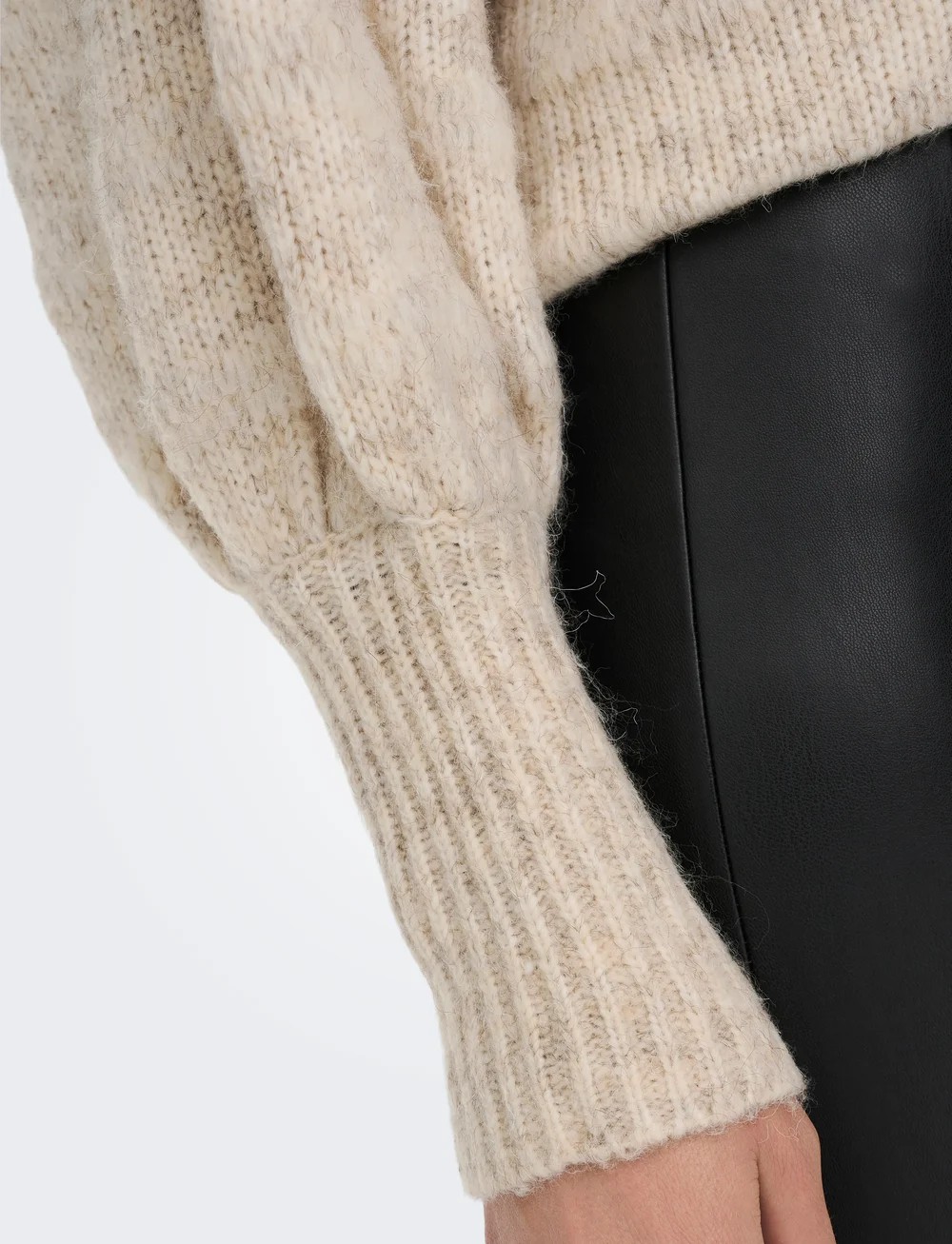 ONLY - ONLCELINA LS HIGH PULLOVER KNT NOOS - pullover - birch - 4