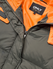 ONLY - ONLPUK LONG PUFFER CC OTW - winter jackets - kalamata - 2