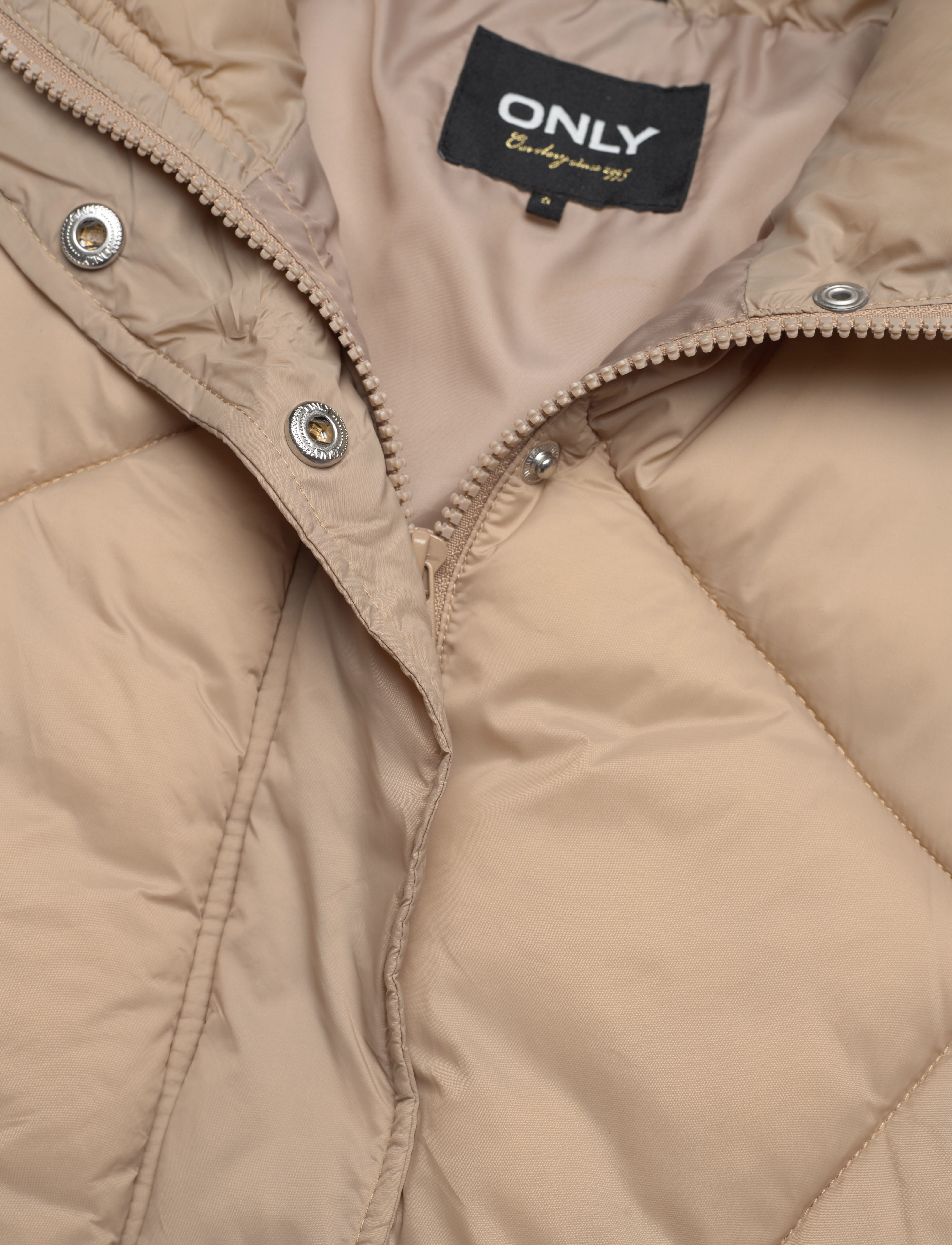 ONLY - ONLPALMA PUFFER WAISTCOAT CC OTW - overtøj - silver mink - 2