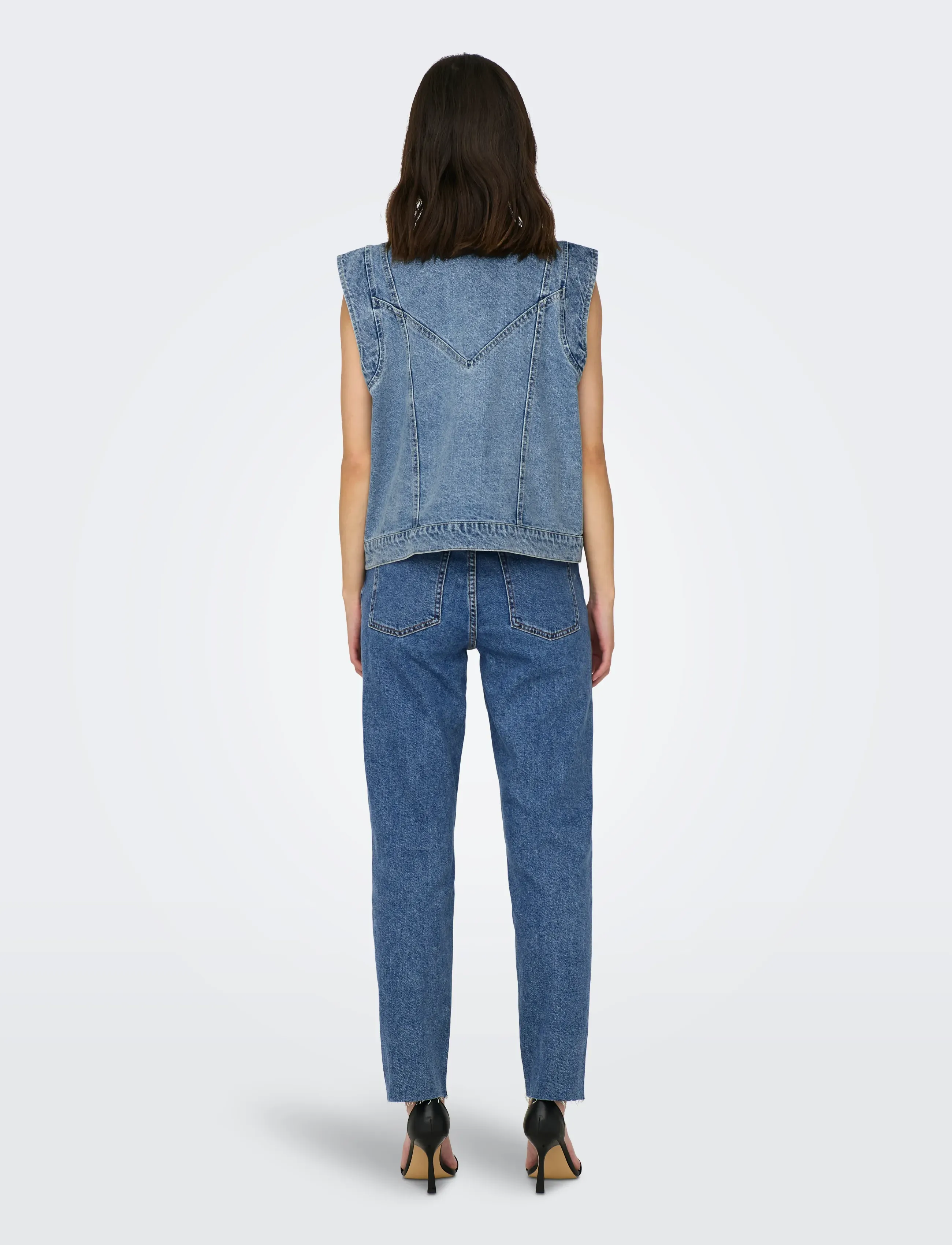 ONLY - ONLKENNEDY SL DNM WAISTCOAT BJ NOOS - denim vests - medium blue denim - 2