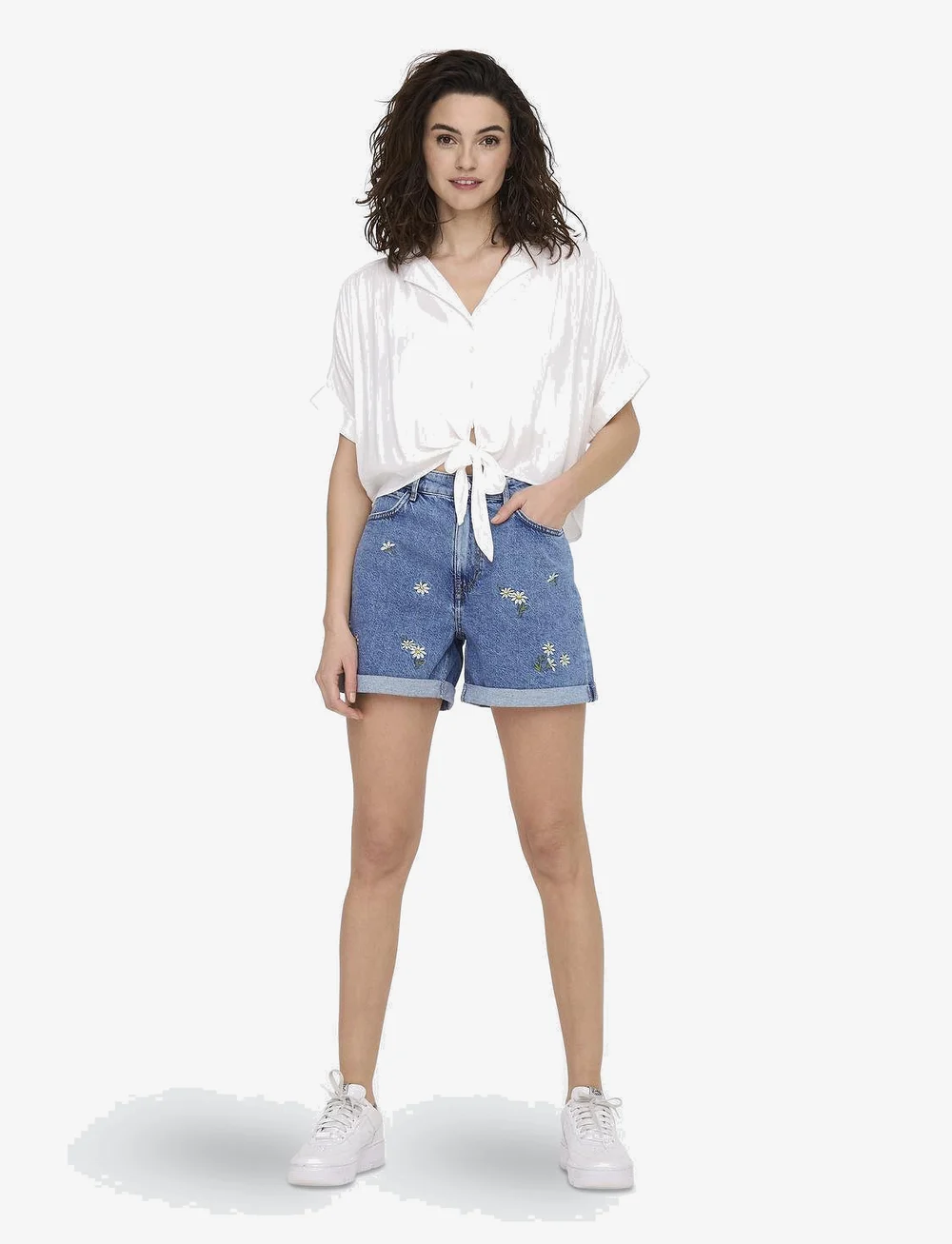 ONLY - ONLPAULA LIFE S/S TIE SHIRT WVN NOOS - kurzämlige blusen - white - 4