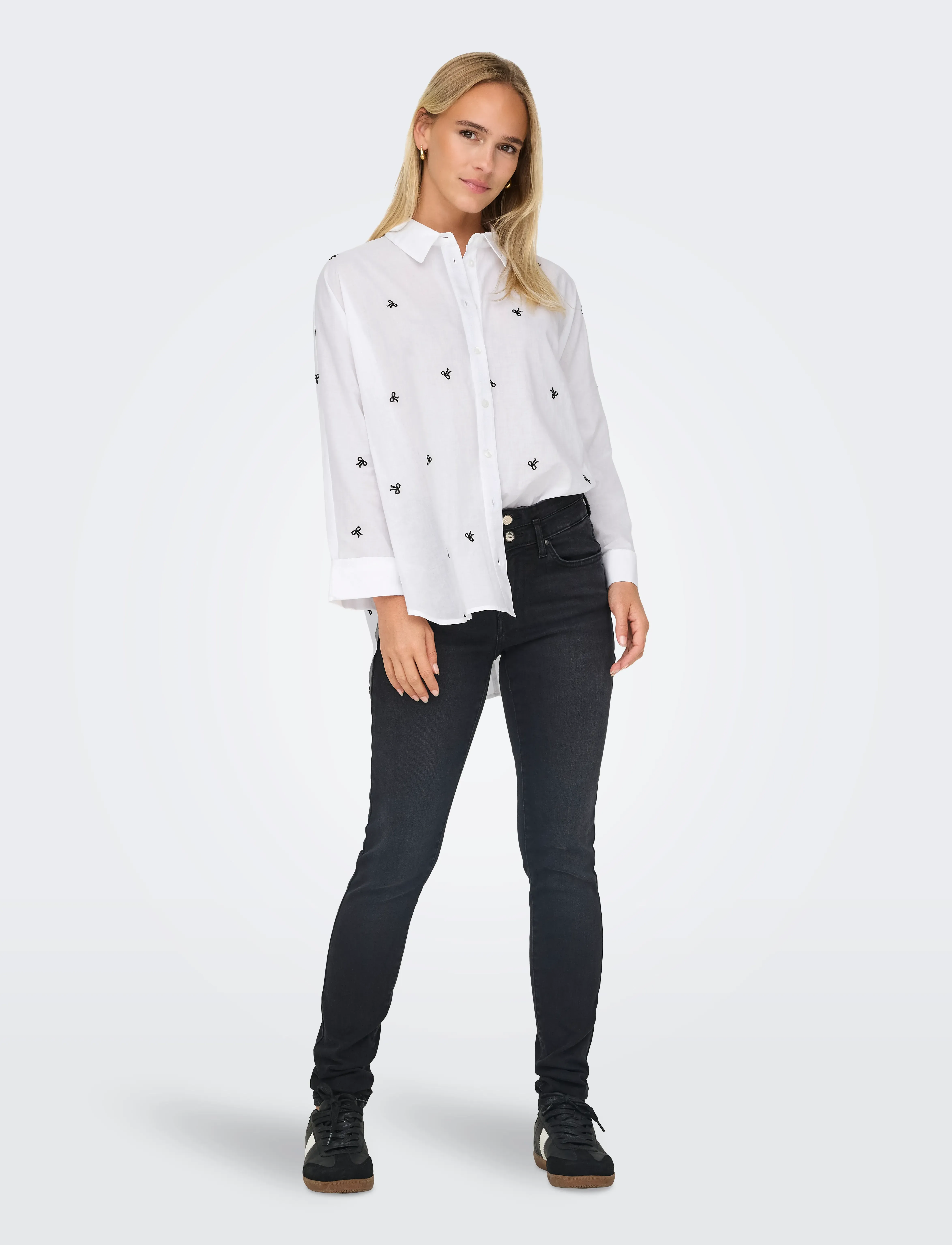 ONLY - ONLNEW LINA GRACE LS EMB SHIRT NOOS WVN - marškiniai ilgomis rankovėmis - bright white - 4
