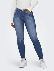 ONLY - ONLBLUSH MID SK ANK RW DNM REA1319 NOOS - skinny jeans - medium blue denim - 2