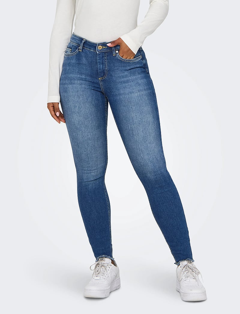 ONLY - ONLBLUSH MID SK ANK RW DNM REA1319 NOOS - skinny jeans - medium blue denim - 0