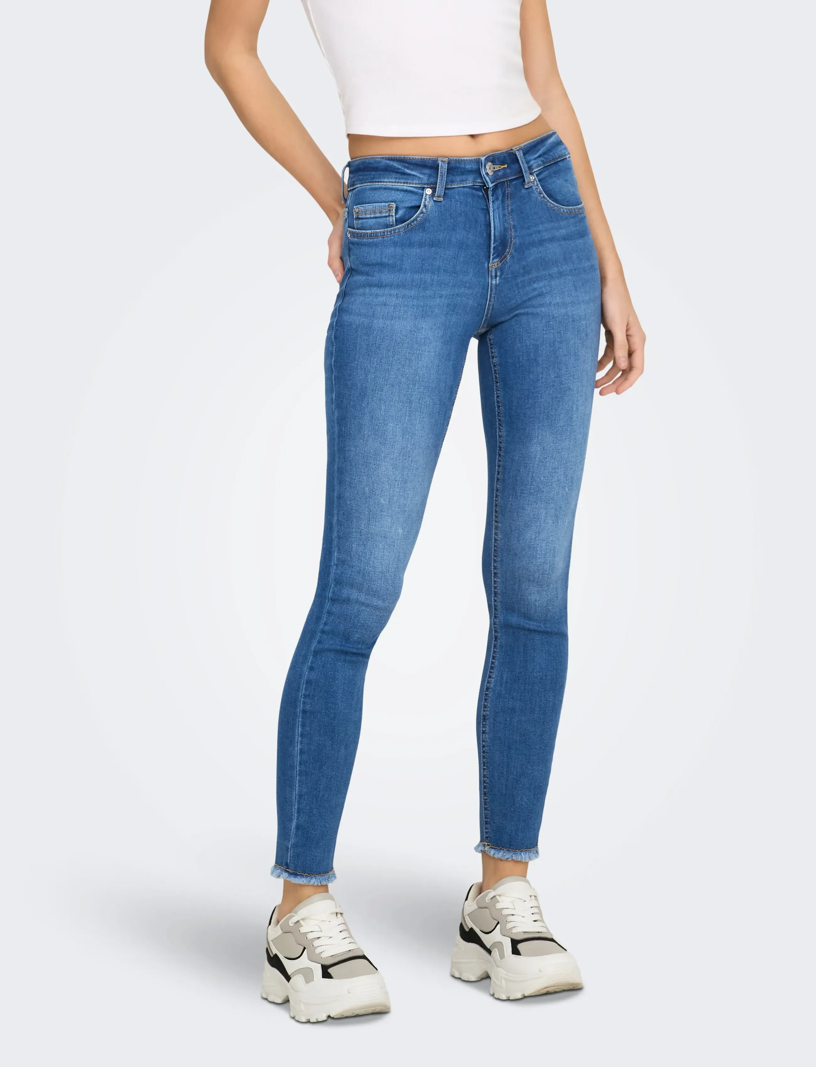 ONLY ONLBLUSH MID SK ANK RW DNM REA1319 NOOS - Jeans - MEDIUM BLUE DENIM / blue