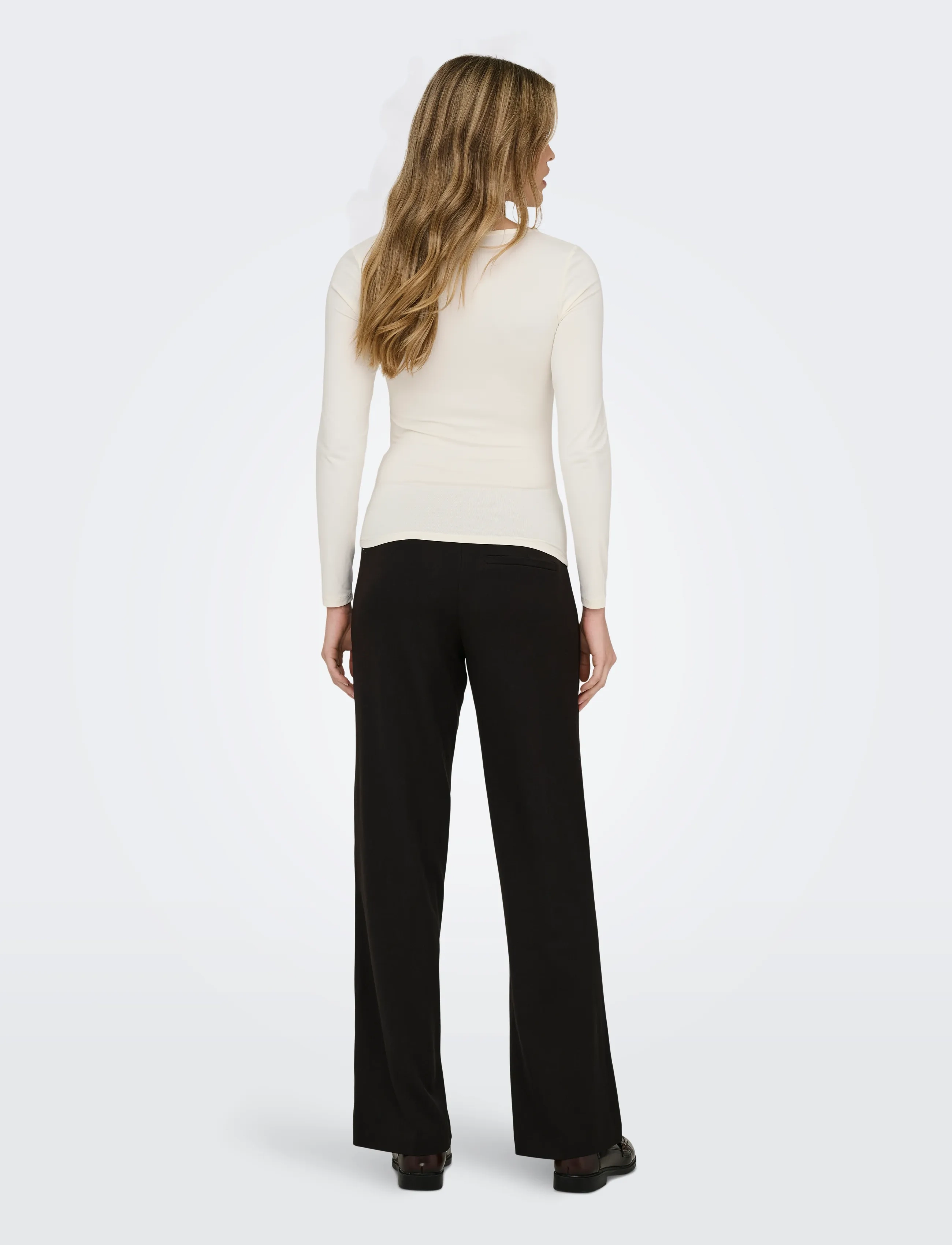 ONLY - ONLEA L/S 2-WAY DEEP NECK TOP JRS NOOS - langärmlige tops - cloud dancer - 3