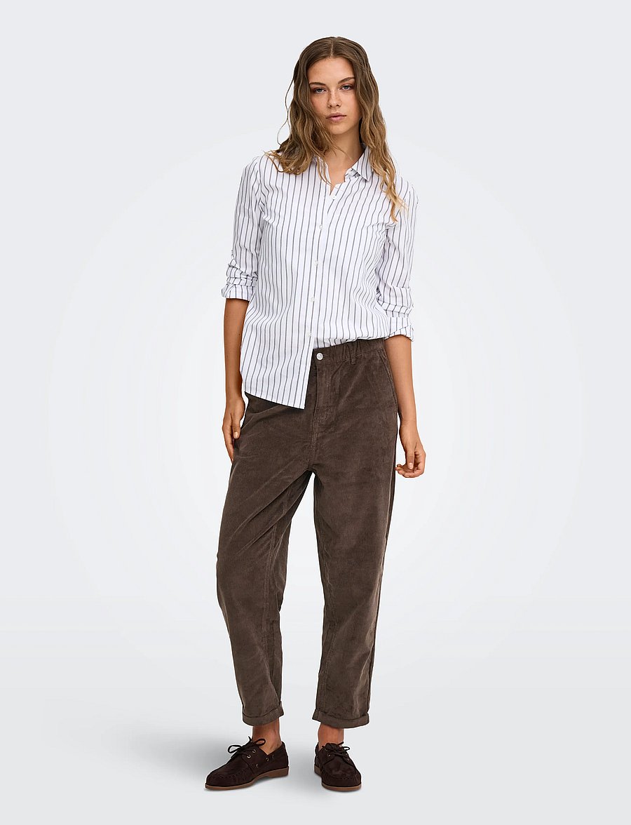 ONLY - ONLFLORA MW ELA CORD CAROT PANT PNT NOOS - tynnyrihousut - chocolate brown - 4
