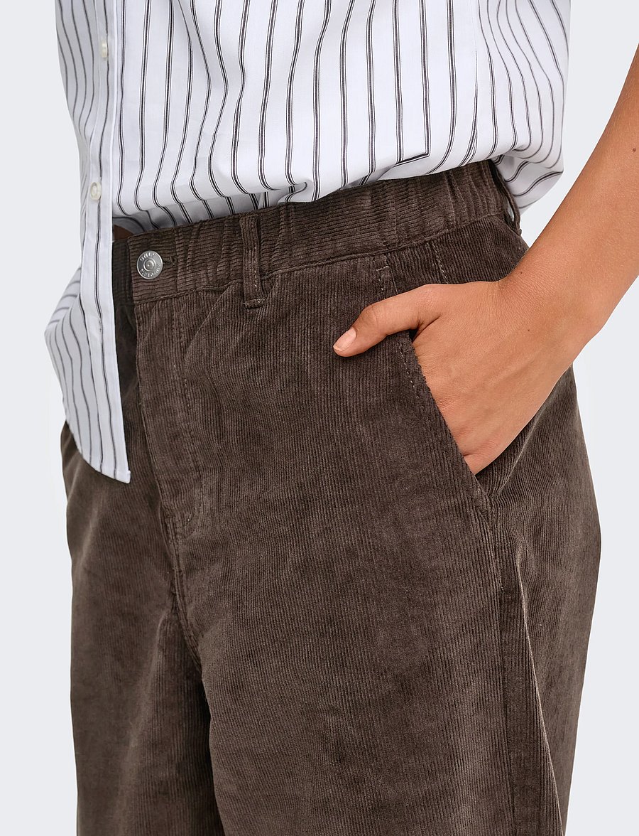 ONLY - ONLFLORA MW ELA CORD CAROT PANT PNT NOOS - tynnyrihousut - chocolate brown - 5
