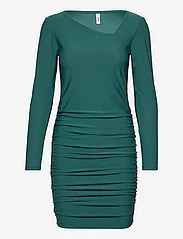 ONLY - ONLSANSA L/S ASSYMETRIC DRESS JRS - bodycon dresses - bayberry - 0