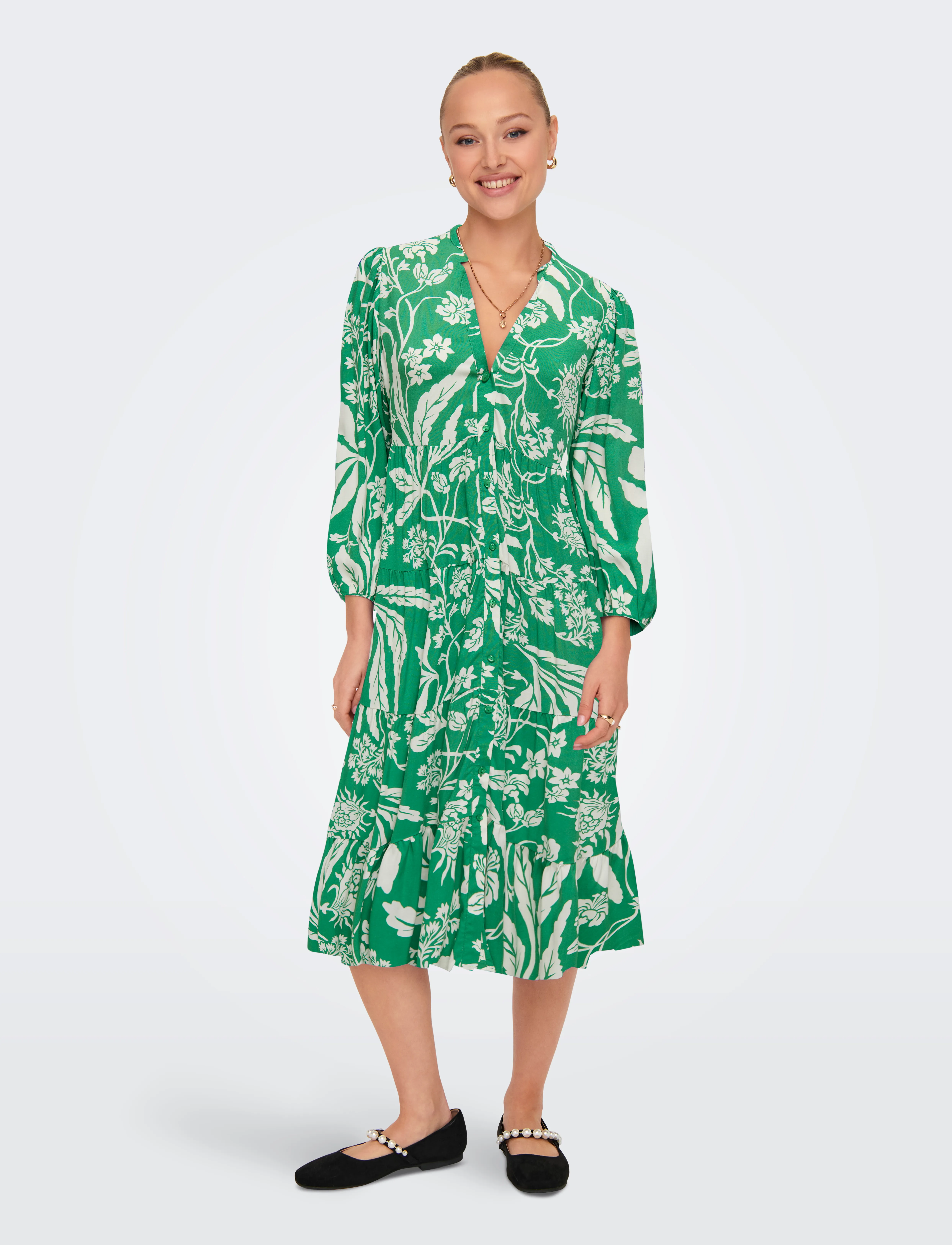 ONLY ONLMILANA 7/8 DRESS WVN NOOS - Kleider - JELLY BEAN / green