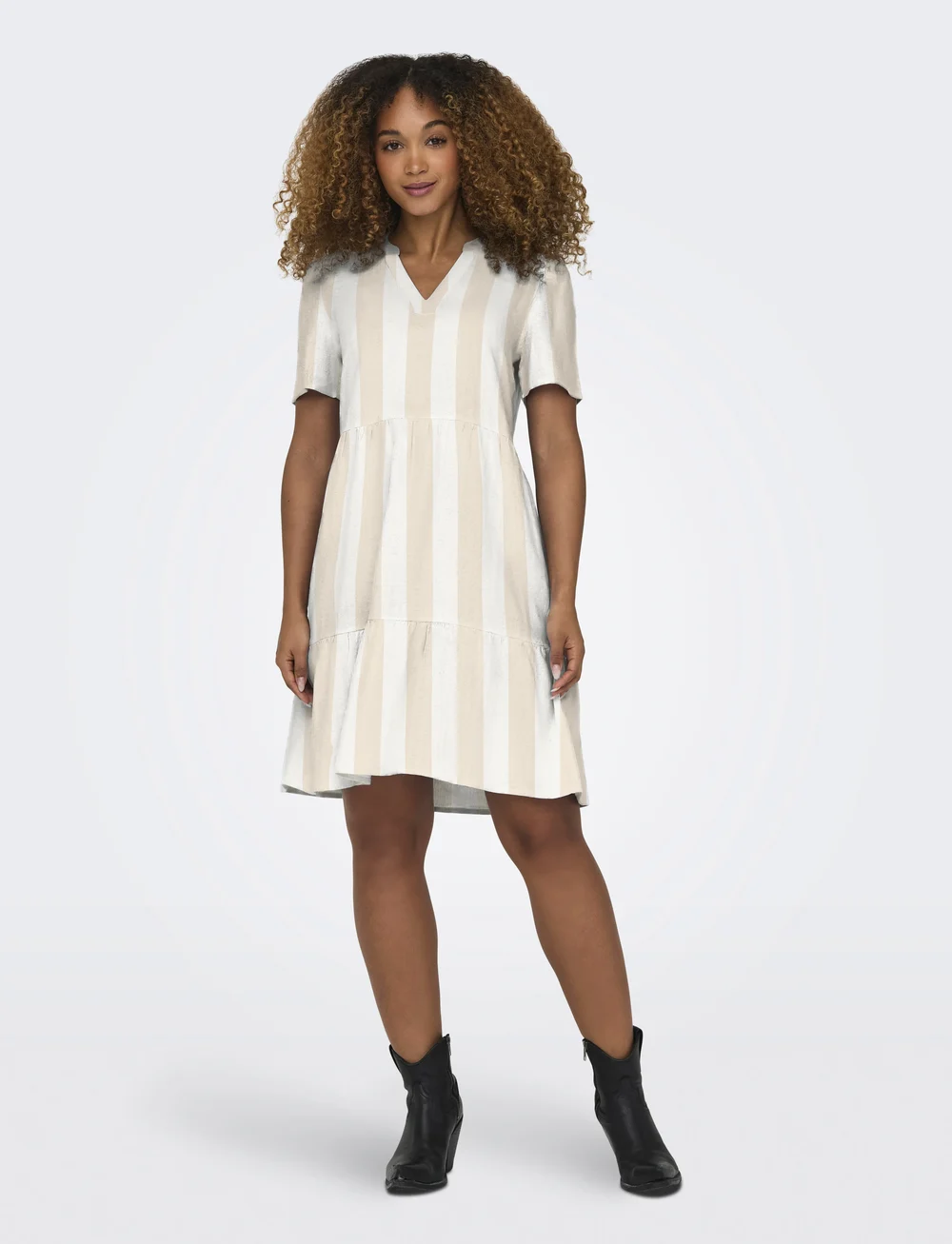 ONLY - ONLTIRI-CARO S/S V-NECK LIN DRESS CC PNT - konfirmatsioon - humus - 0