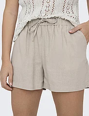 ONLY - ONLCARO MW LINEN B PULL-UP SHORTS CC PNT - lowest prices - oxford tan - 5