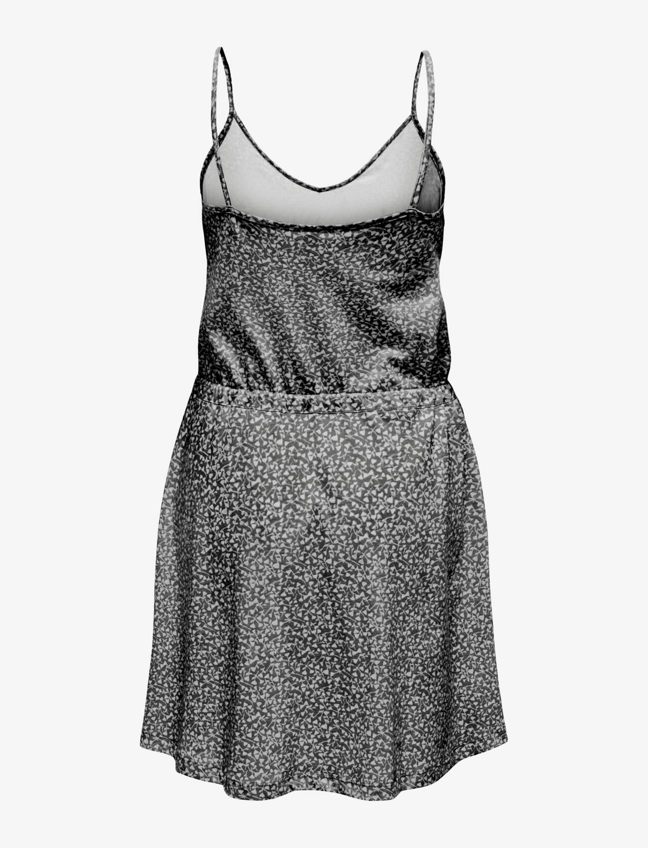 ONLY - ONLMAY LIFE SINGLET V-NECK DRESS JRS - slip kjoler - black - 1
