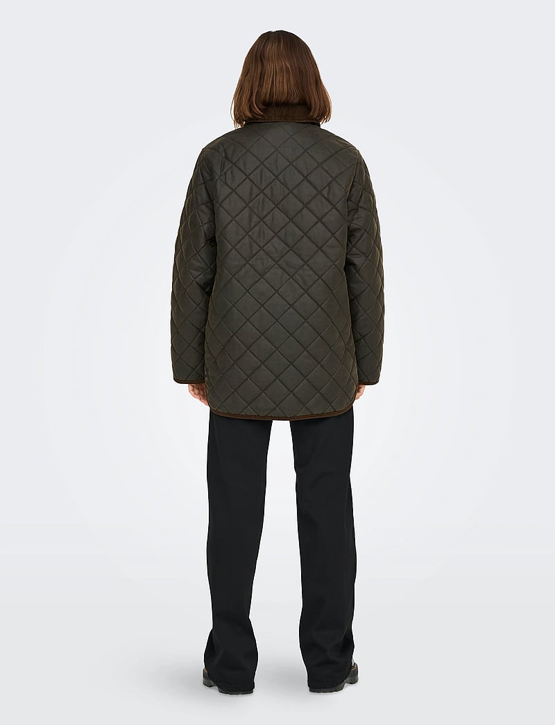 ONLY - ONLMOUNTAIN QUILTED JACKET CC OTW - quiltede jakker - peat - 3