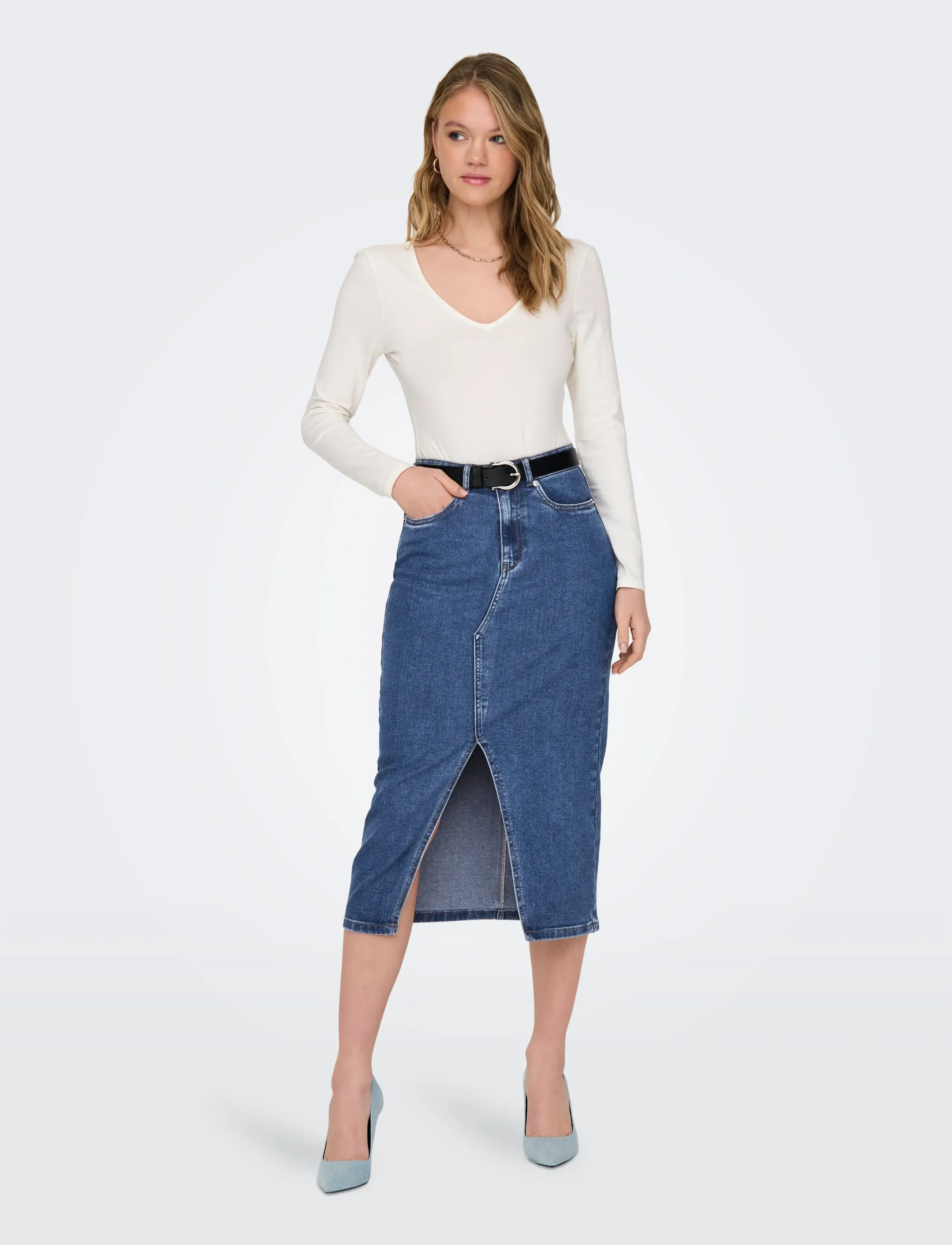 ONLY - ONLSIRI FRONT SLIT SKIRT DNM GUA NOOS - jeansröcke - medium blue denim - 4