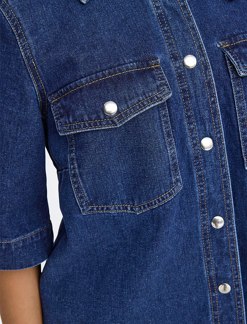 ONLY - ONLBELLE S/S BUTTON DRESS DNM GUA NOOS - skjortklänningar - dark blue denim - 4