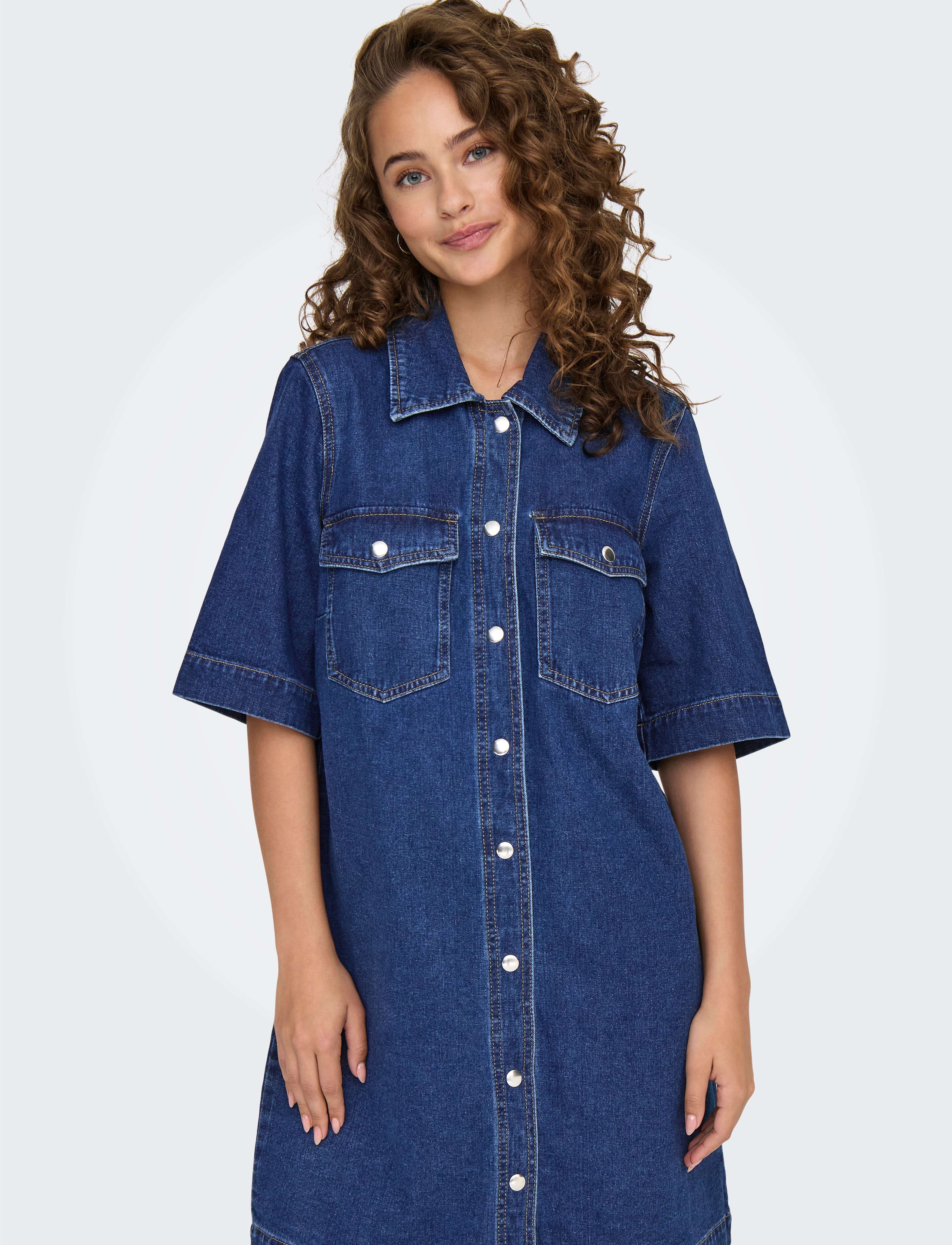 ONLY - ONLBELLE S/S BUTTON DRESS DNM GUA NOOS - hemdkleider - dark blue denim - 5