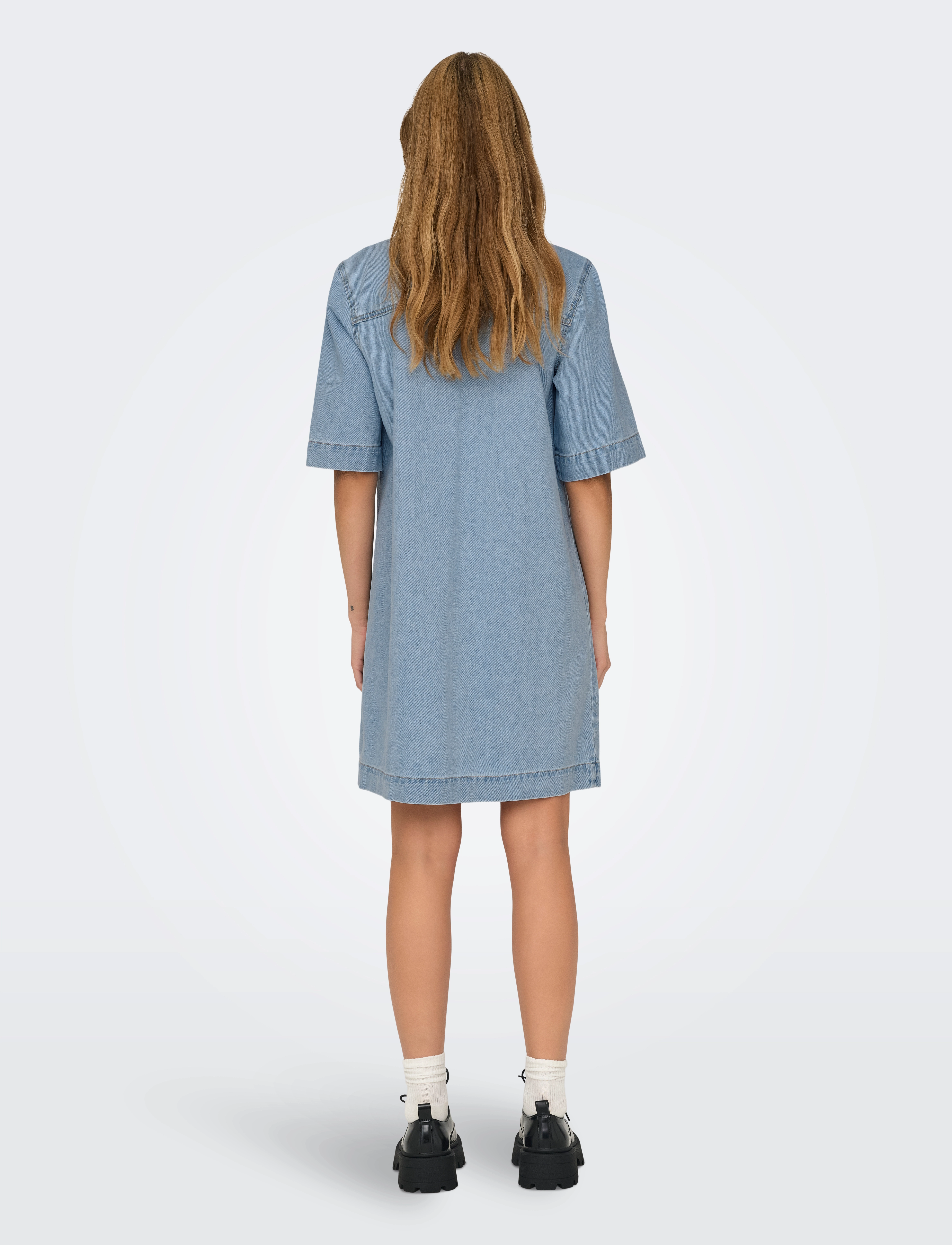 ONLY - ONLBELLE S/S BUTTON DRESS DNM GUA NOOS - paitamekot - light blue denim - 3