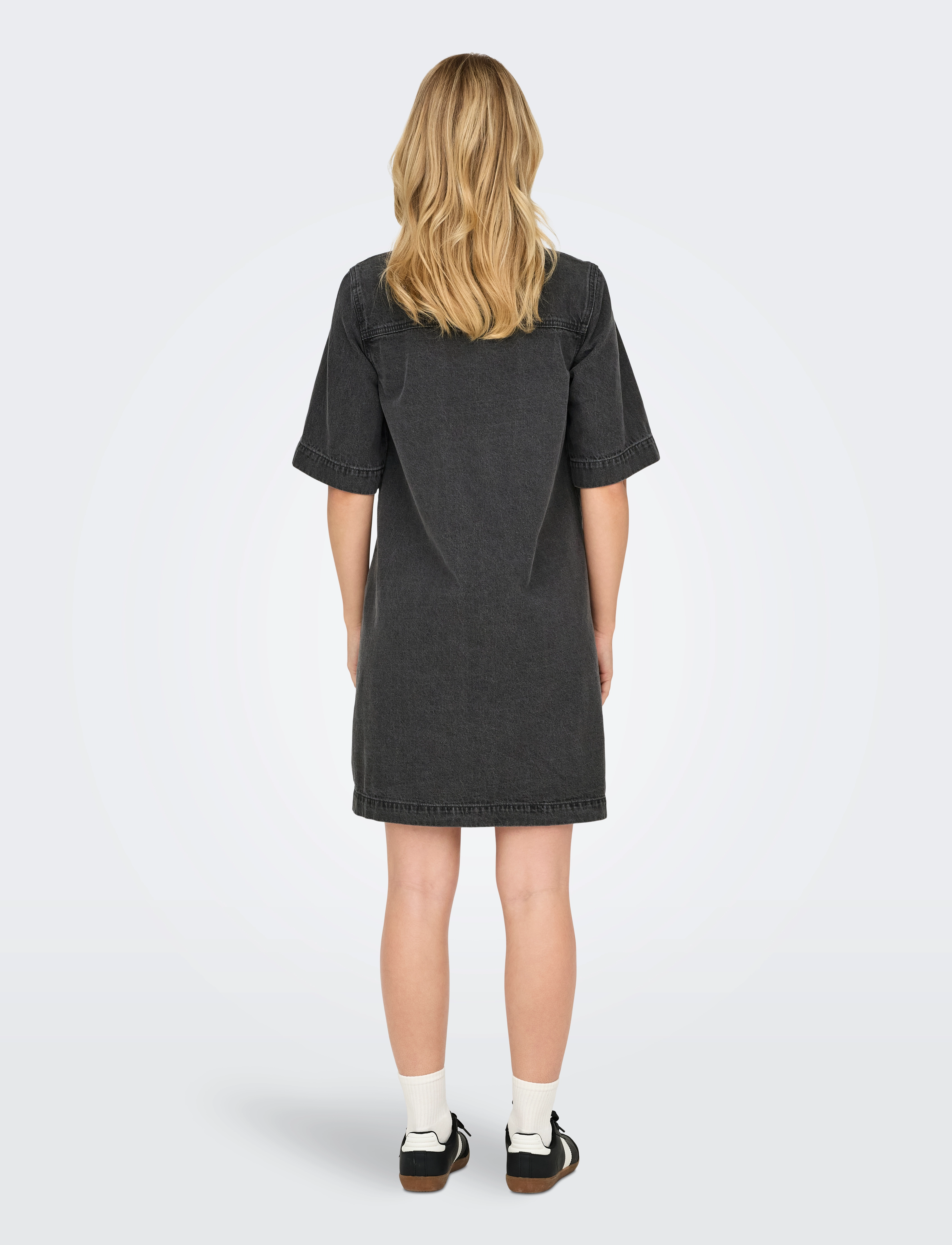 ONLY - ONLBELLE S/S BUTTON DRESS DNM GUA NOOS - särkkleidid - washed black - 3