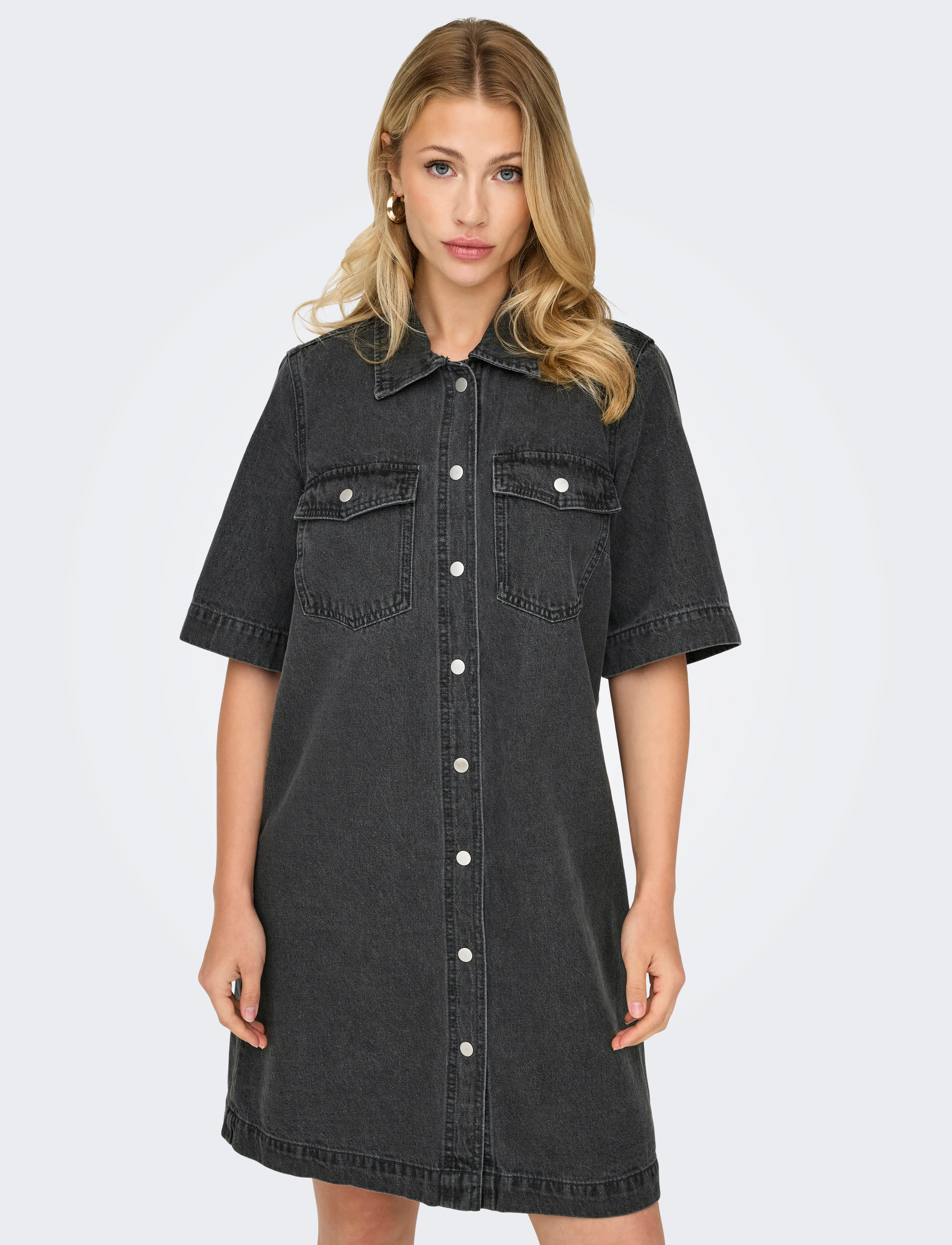 ONLY - ONLBELLE S/S BUTTON DRESS DNM GUA NOOS - särkkleidid - washed black - 4