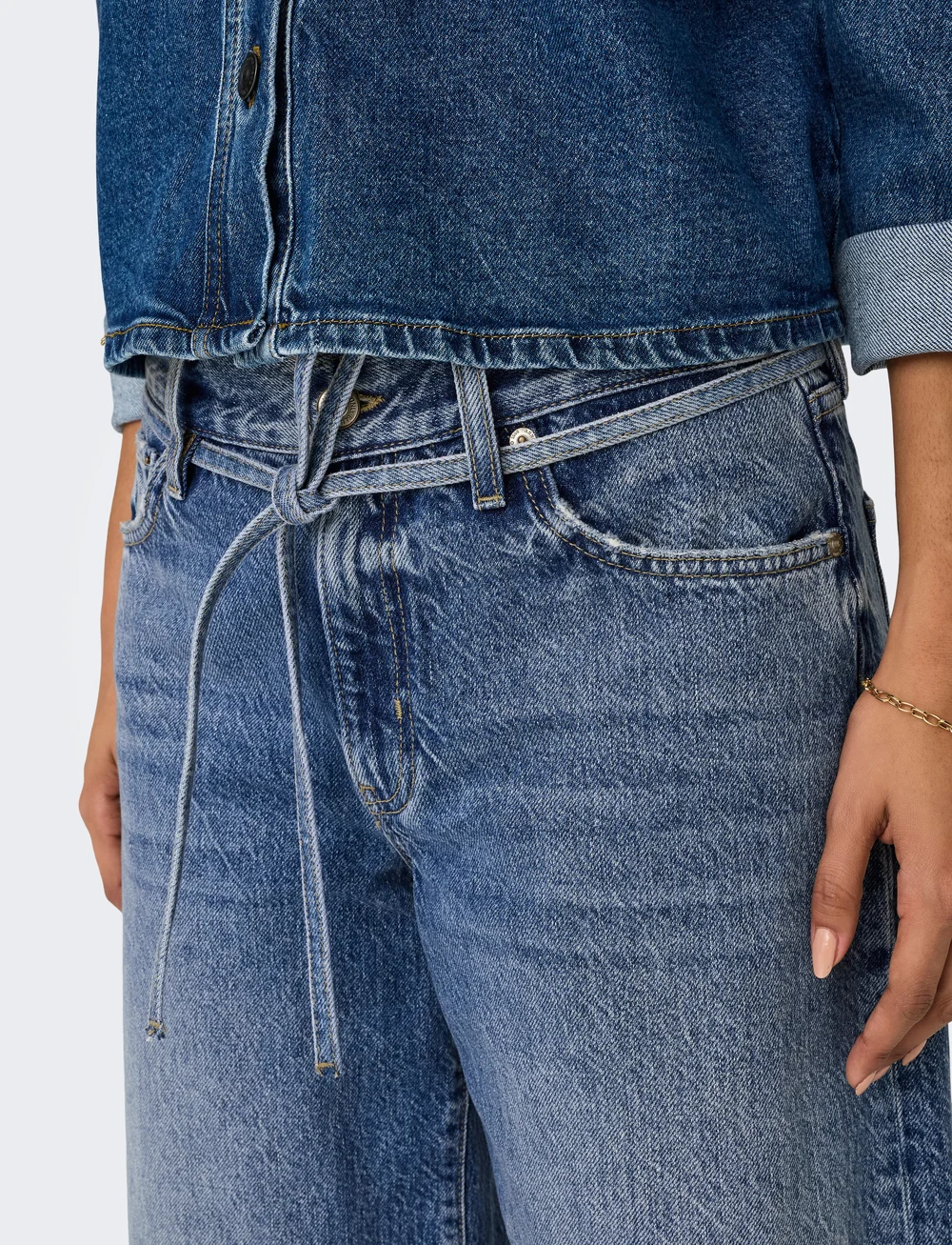 ONLY - ONLGIANNA MW STRAIGHT DOT596 DNM NOOS - brede jeans - medium blue denim - 4