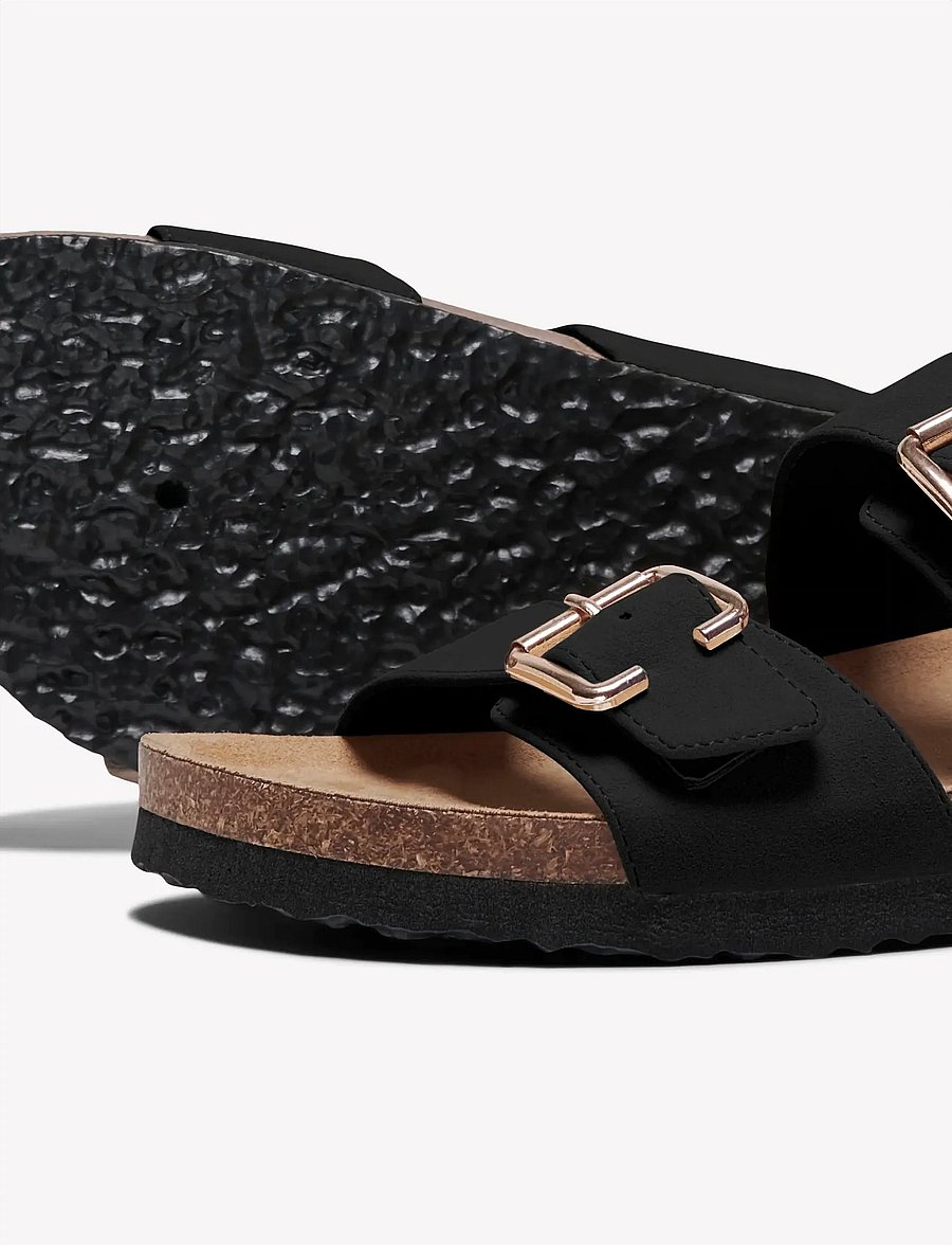 ONLY - ONLMAXI-13 PU STRAP BUCKLE SANDAL - flache sandalen - black - 4