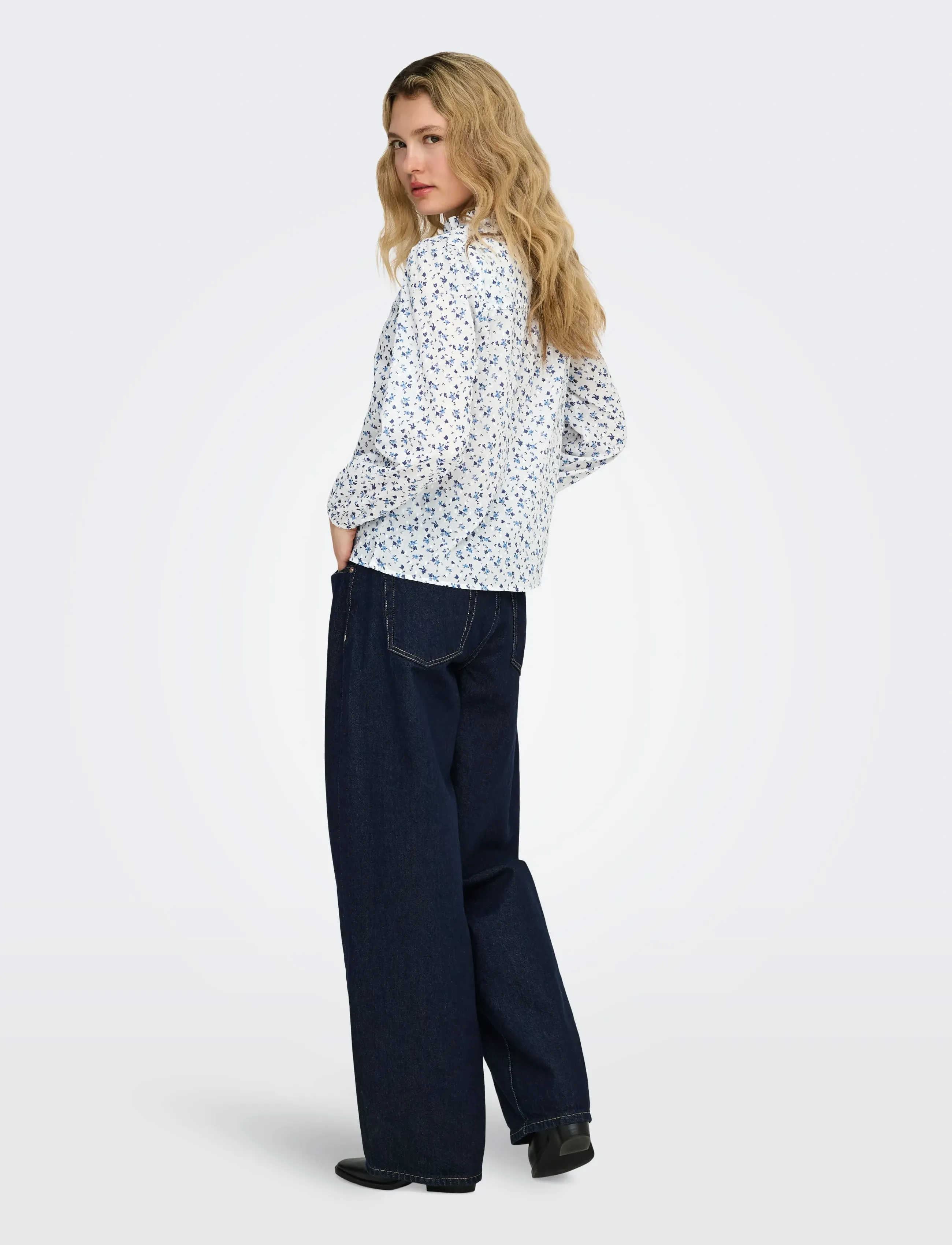 ONLY - ONLROANNE L/S TOP WVN NOOS - pikkade varrukatega pluusid - cloud dancer - 3