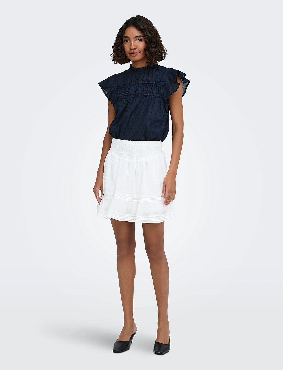 ONLY - ONLKATTI S/S DOBBY TOP WVN NOOS - kurzärmelige blusen - night sky - 4
