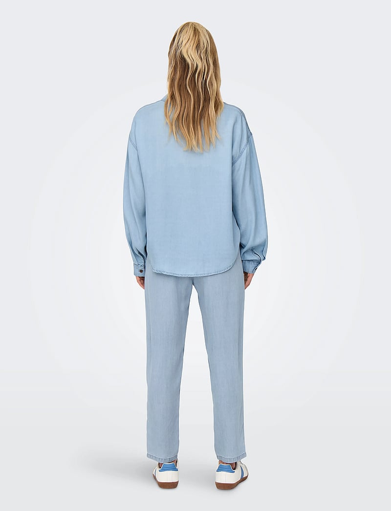 ONLY - ONLCHARIS LIFE LS SHIRT CC WVN - langärmlige hemden - light blue denim - 3
