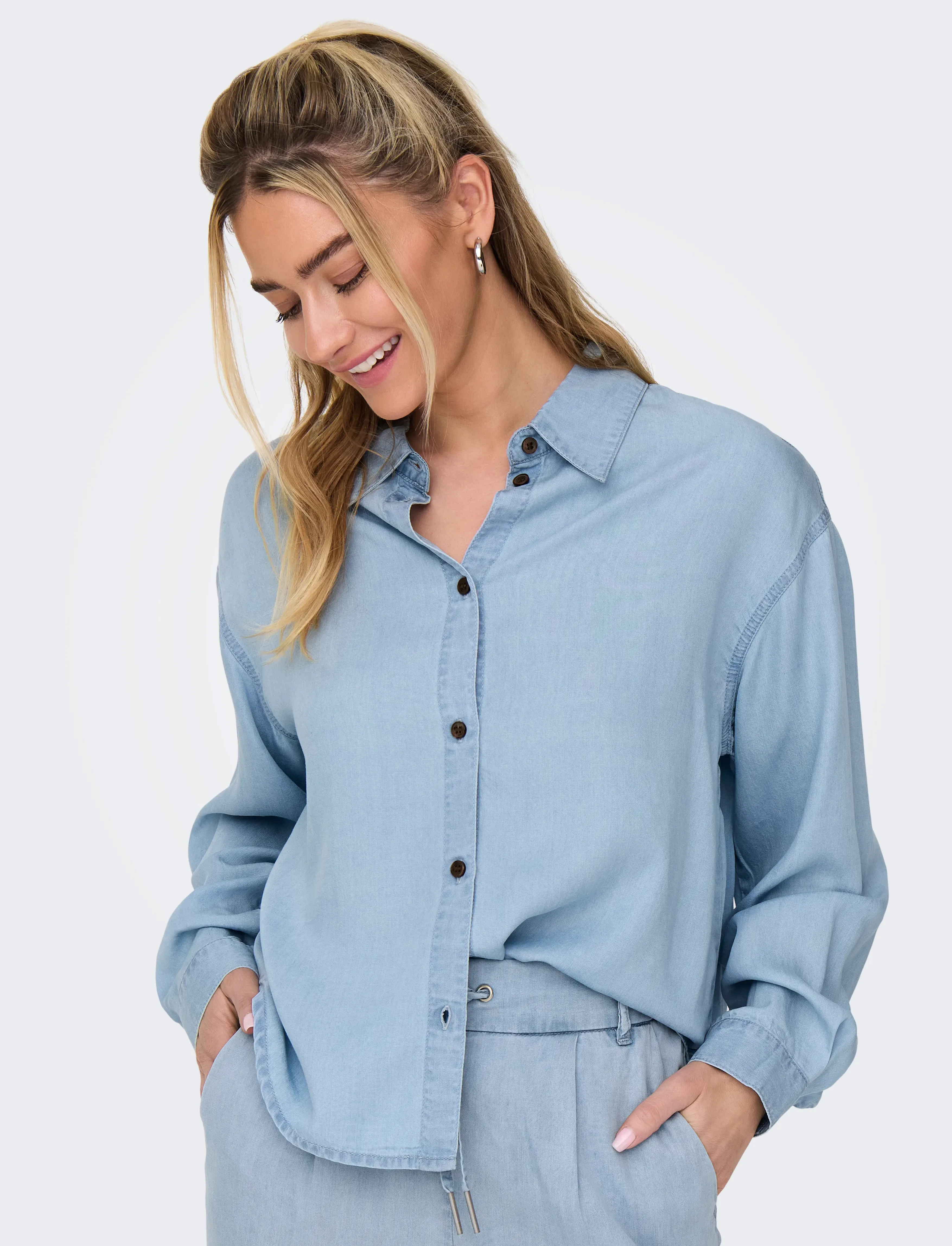 ONLY - ONLCHARIS LIFE LS SHIRT CC WVN - light blue denim - 4
