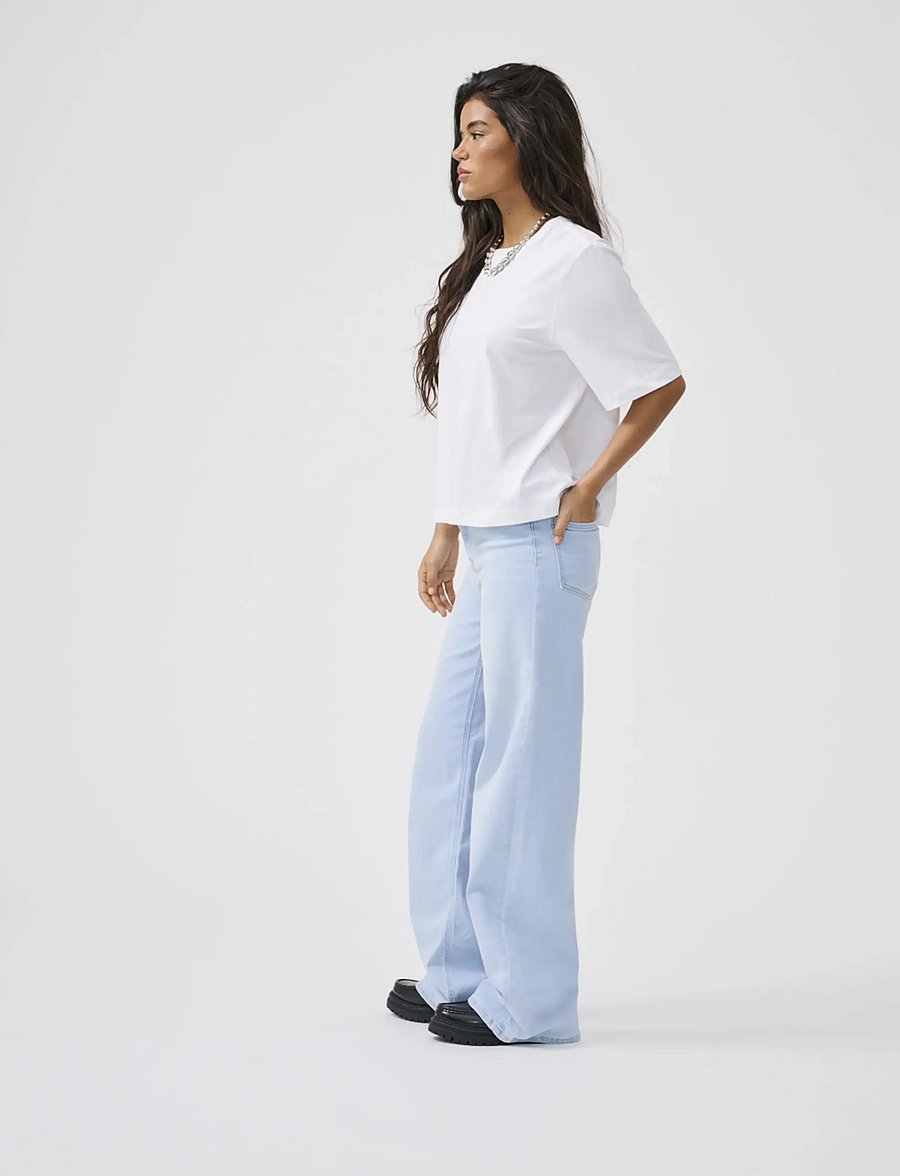 ONLY - ONLMADISON BLUSH HW WIDE DNM CRO495 NOOS - pantalons larges - light blue bleached denim - 0
