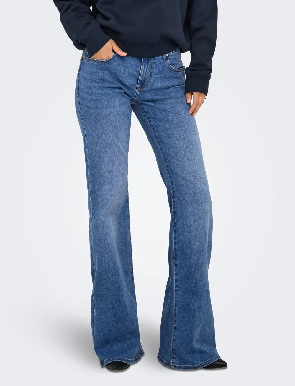 ONLY - ONLTIGER LW WIDE MB FLARED DNM PIM - flared jeans - medium blue denim - 0