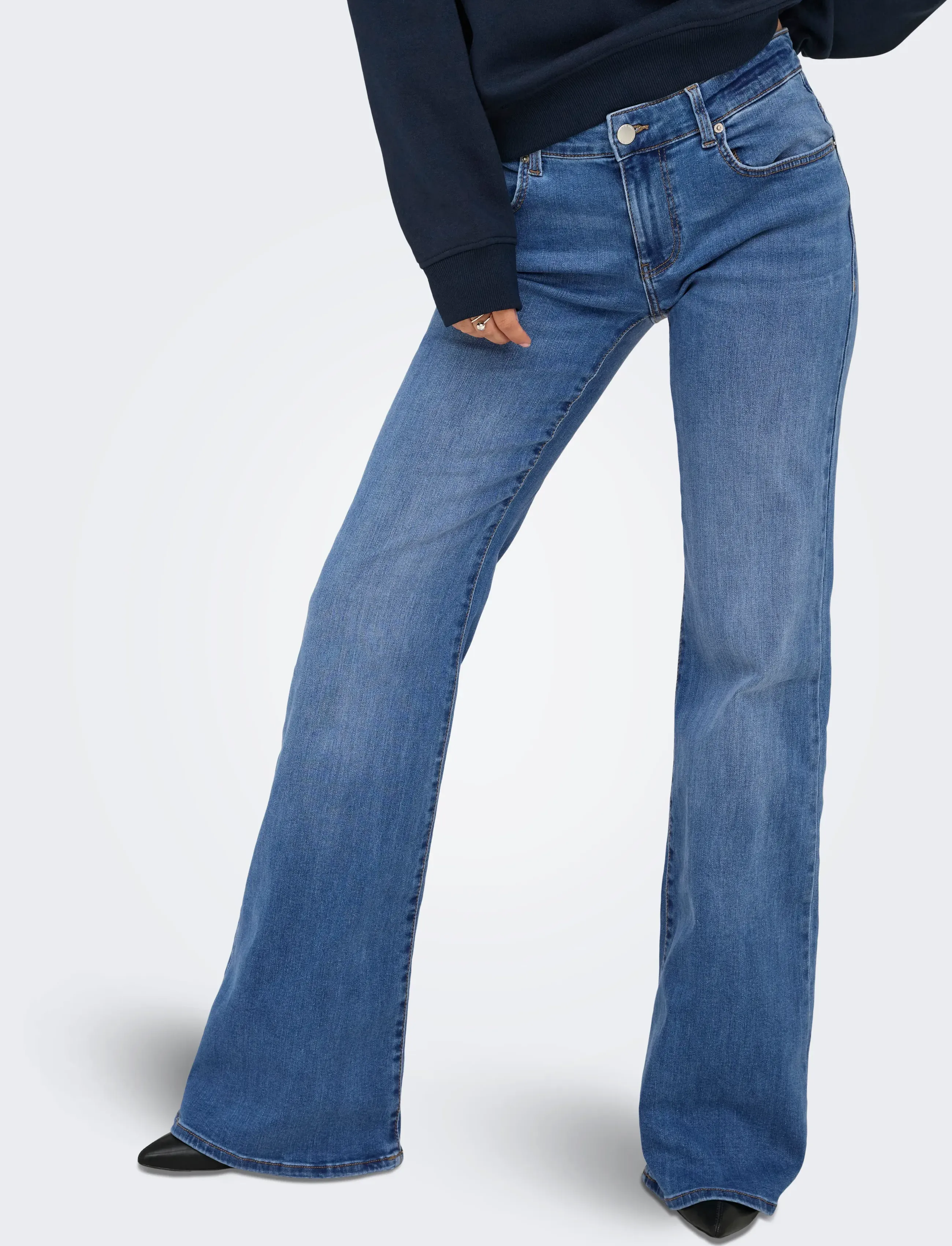 ONLY - ONLTIGER LW WIDE MB FLARED DNM PIM - medium blue denim - 4