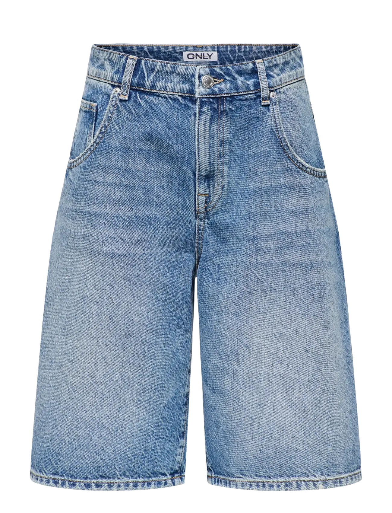 ONLY ONLMATE REG BAGGY LONG SHORTS DNM NOOS - Jeansshorts - MEDIUM BLUE DENIM / blue
